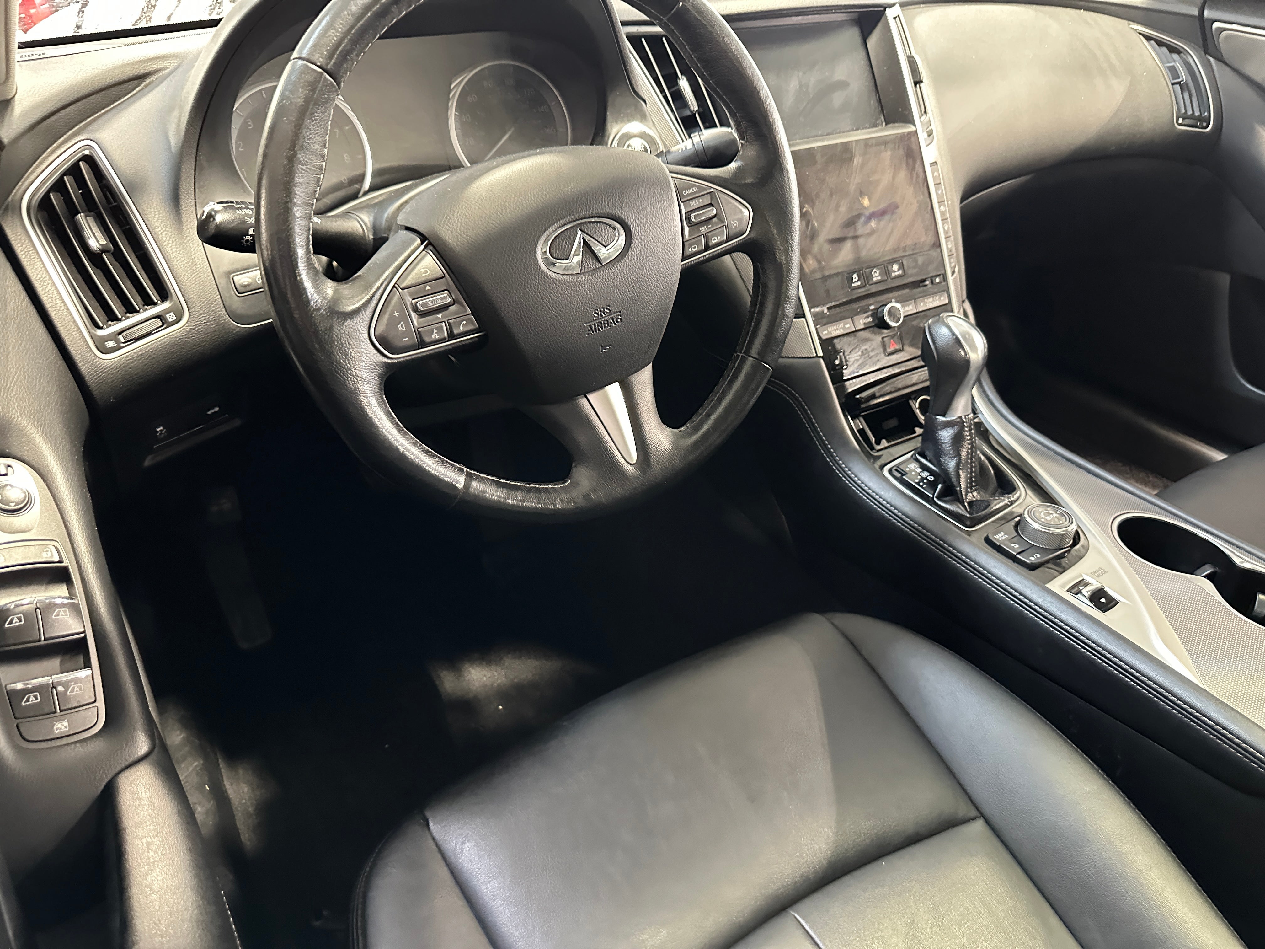 2015 INFINITI Q50 Premium 3