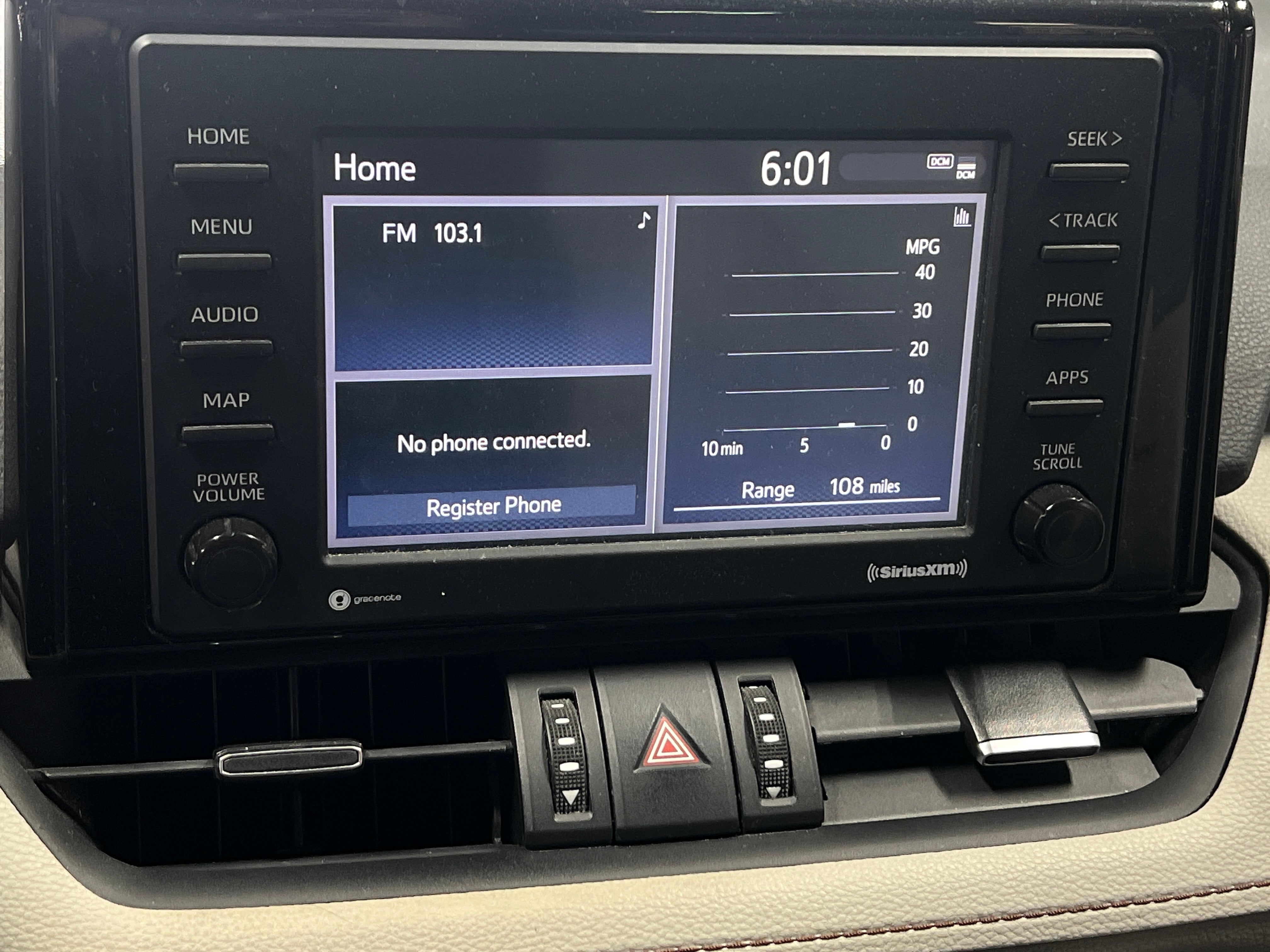 2021 Toyota RAV4 XLE Premium 3