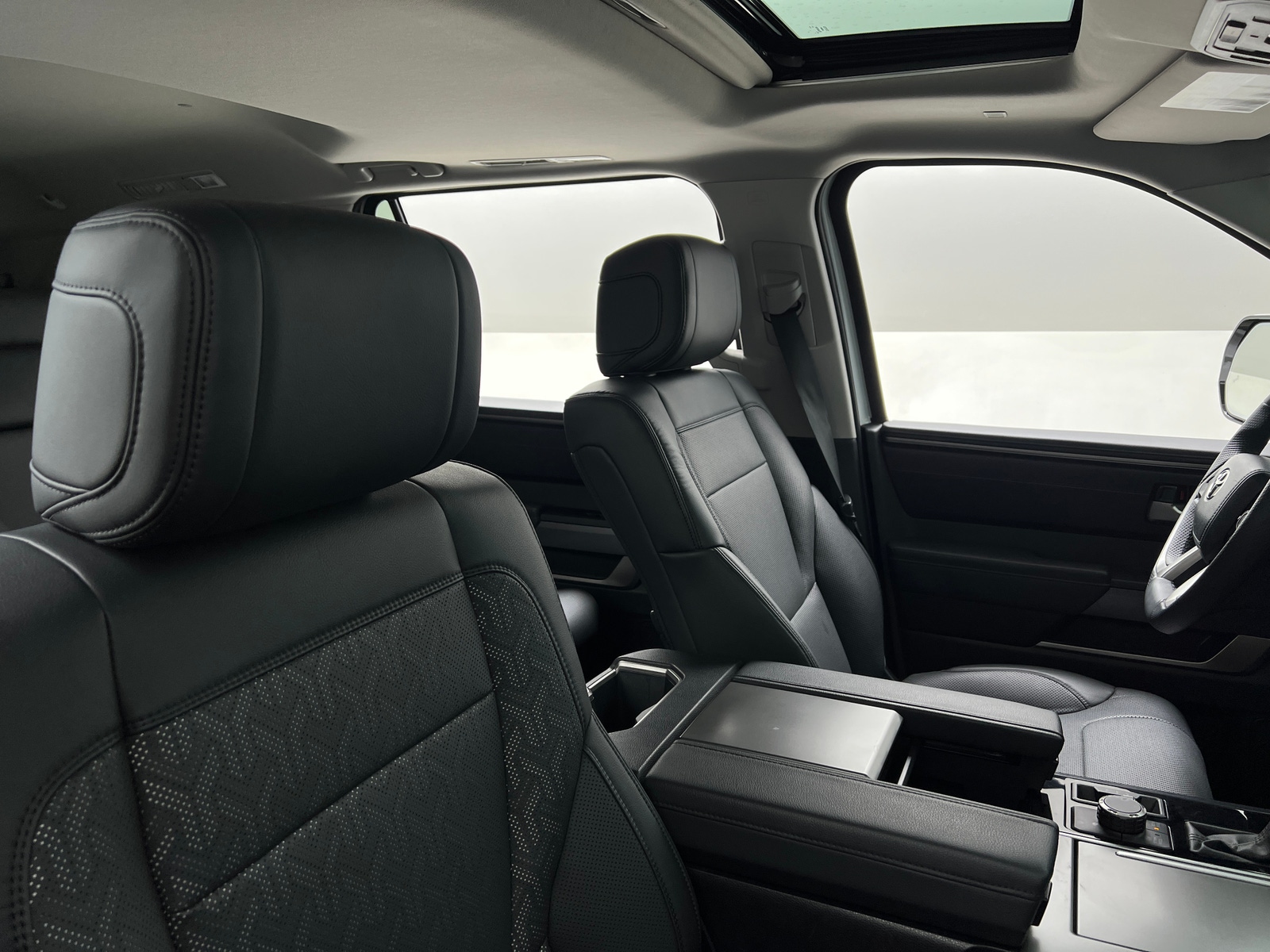 Thumbnail: 2023 Toyota Sequoia - 2
