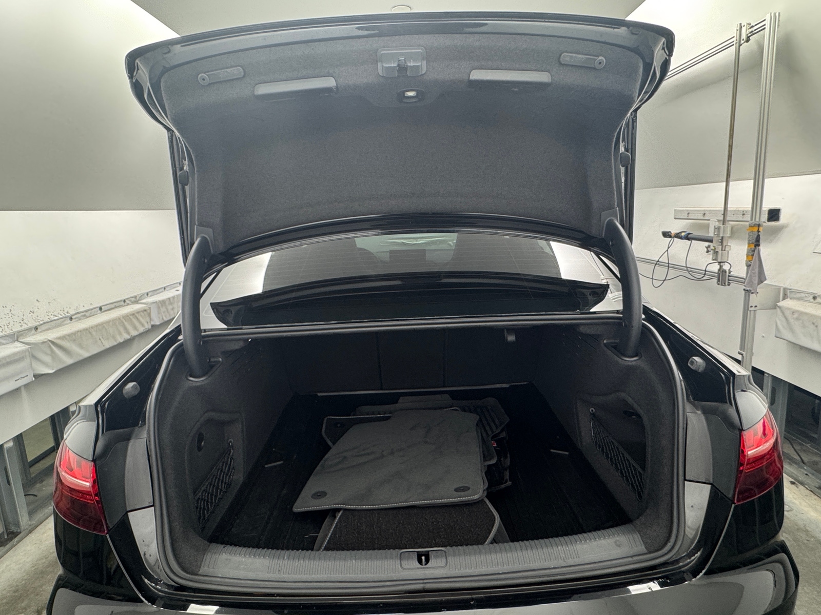 Thumbnail: 2022 Audi S4 - 6
