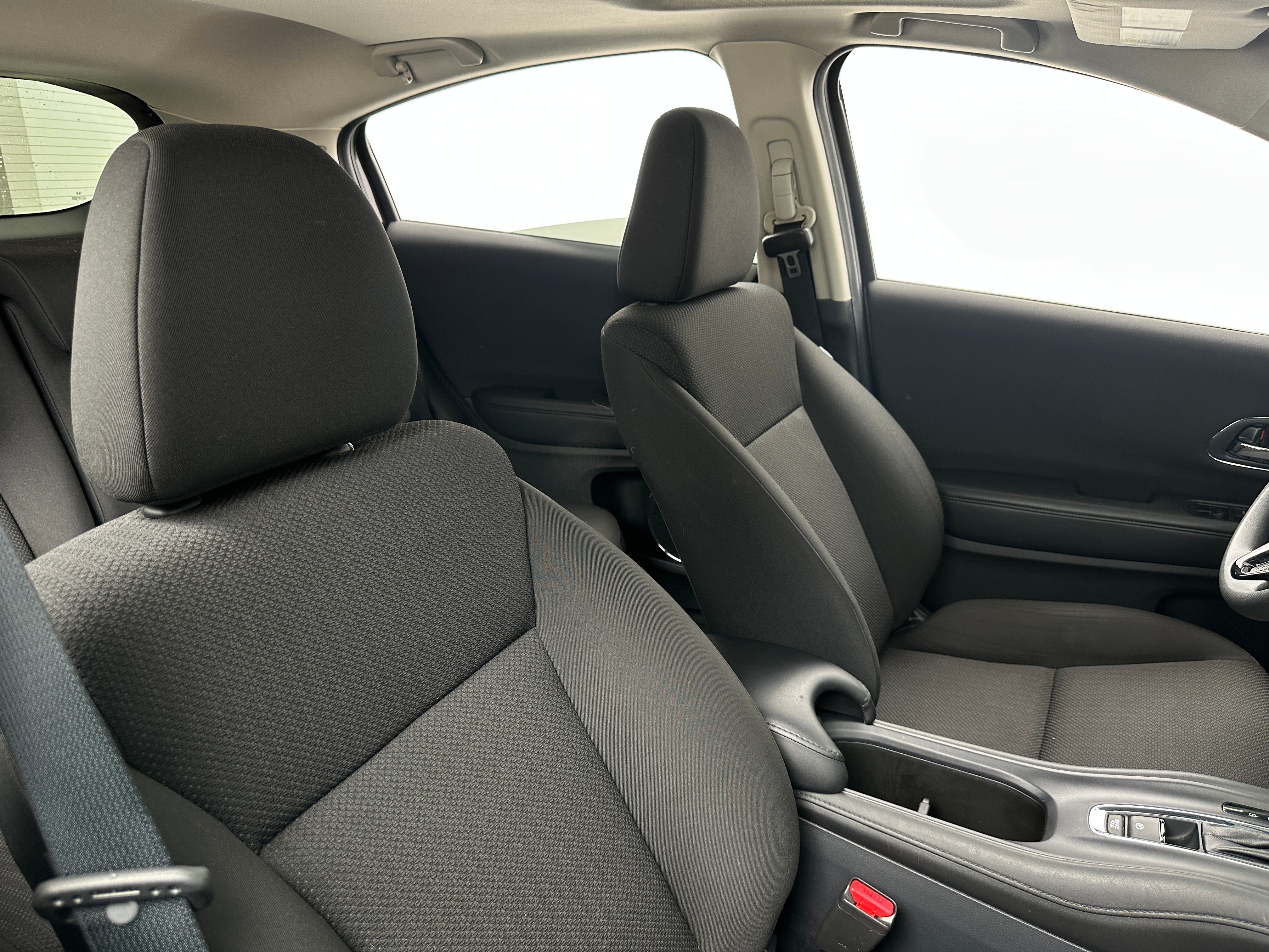 2016 Honda HR-V EX 2