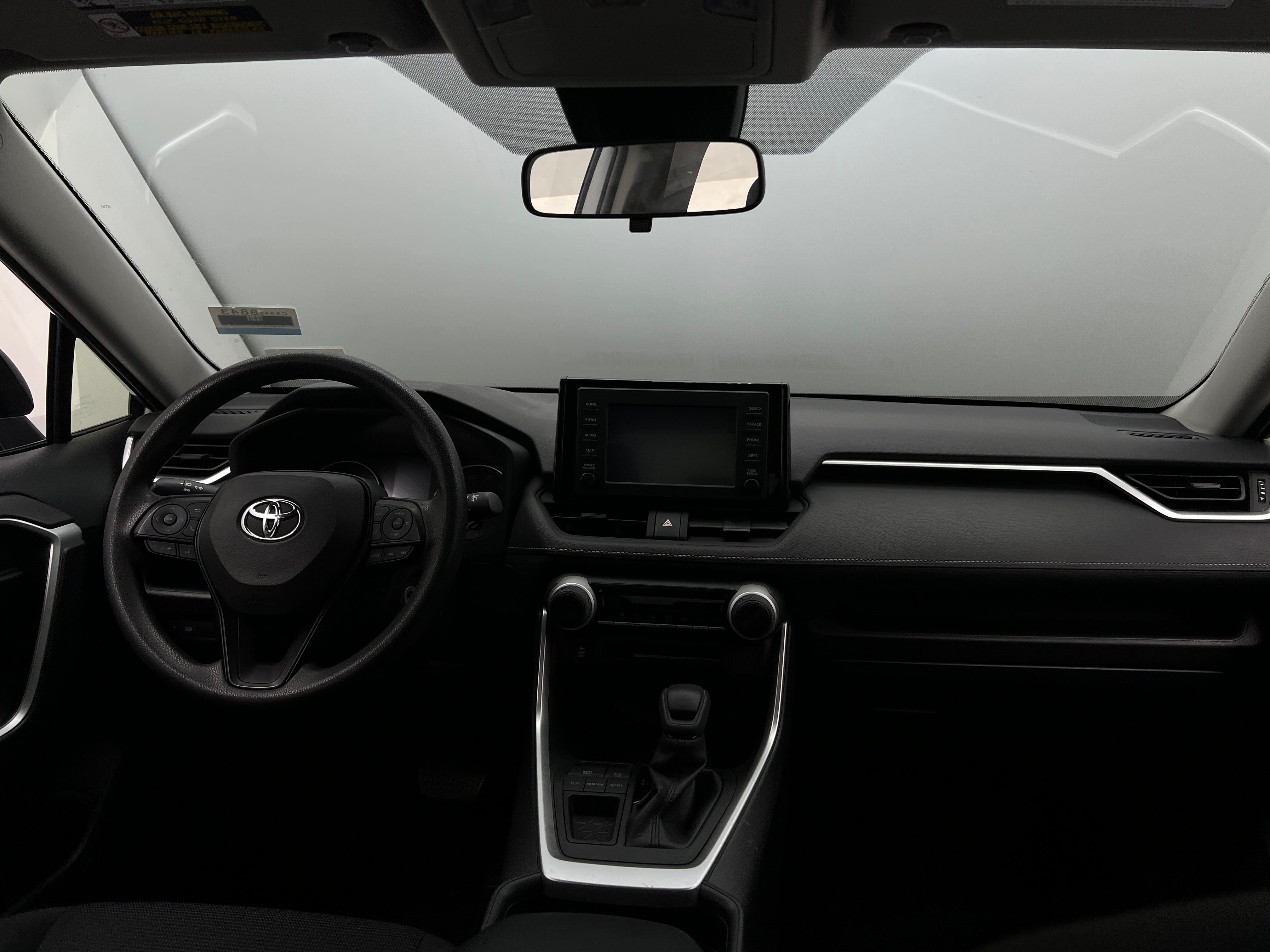 2019 Toyota RAV4 LE 3