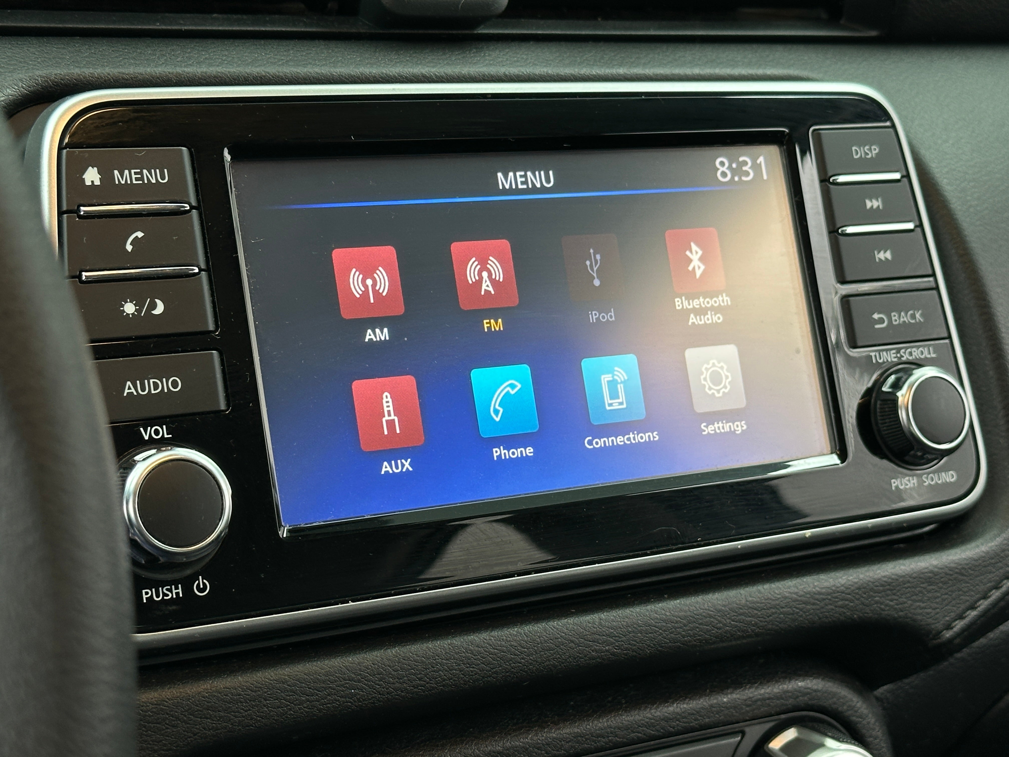 2021 Nissan Versa S 4