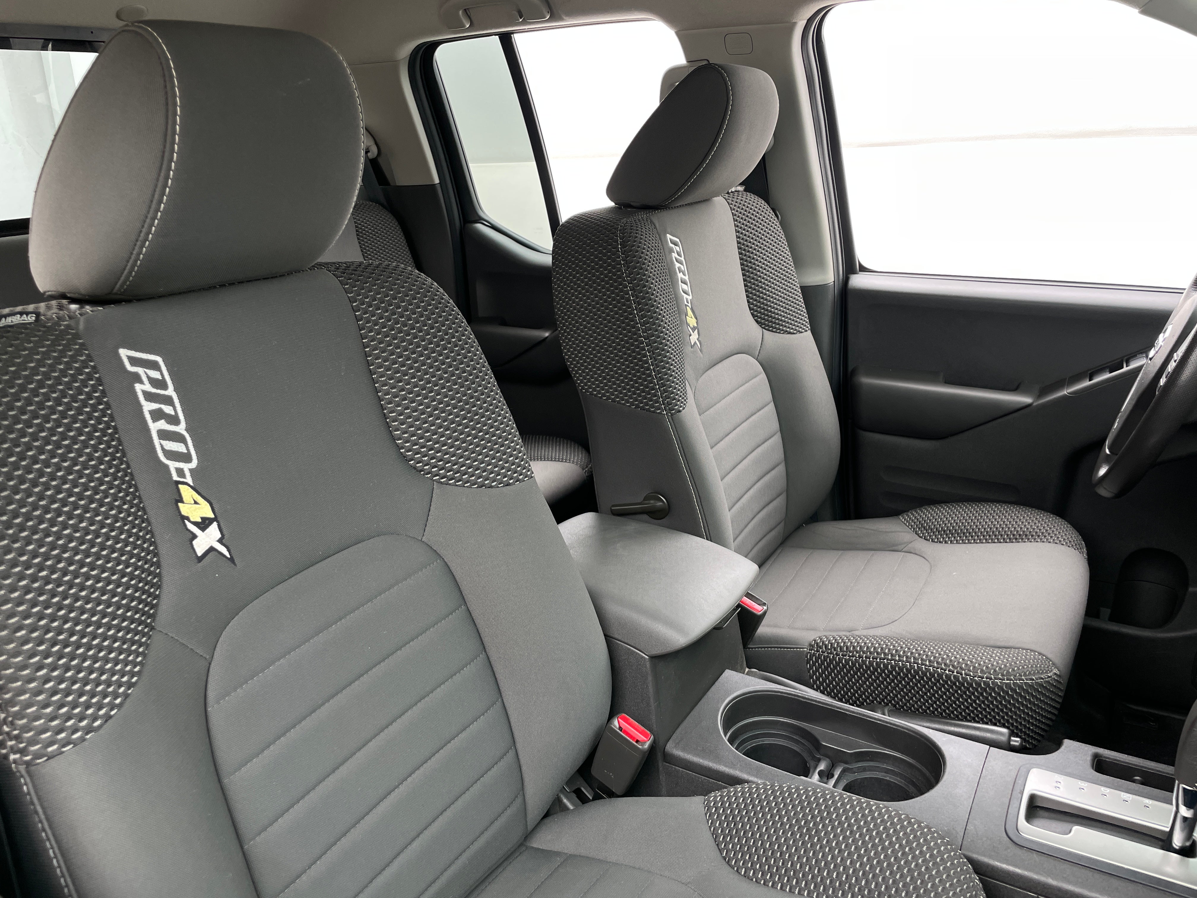 2018 Nissan Frontier PRO-4X 2