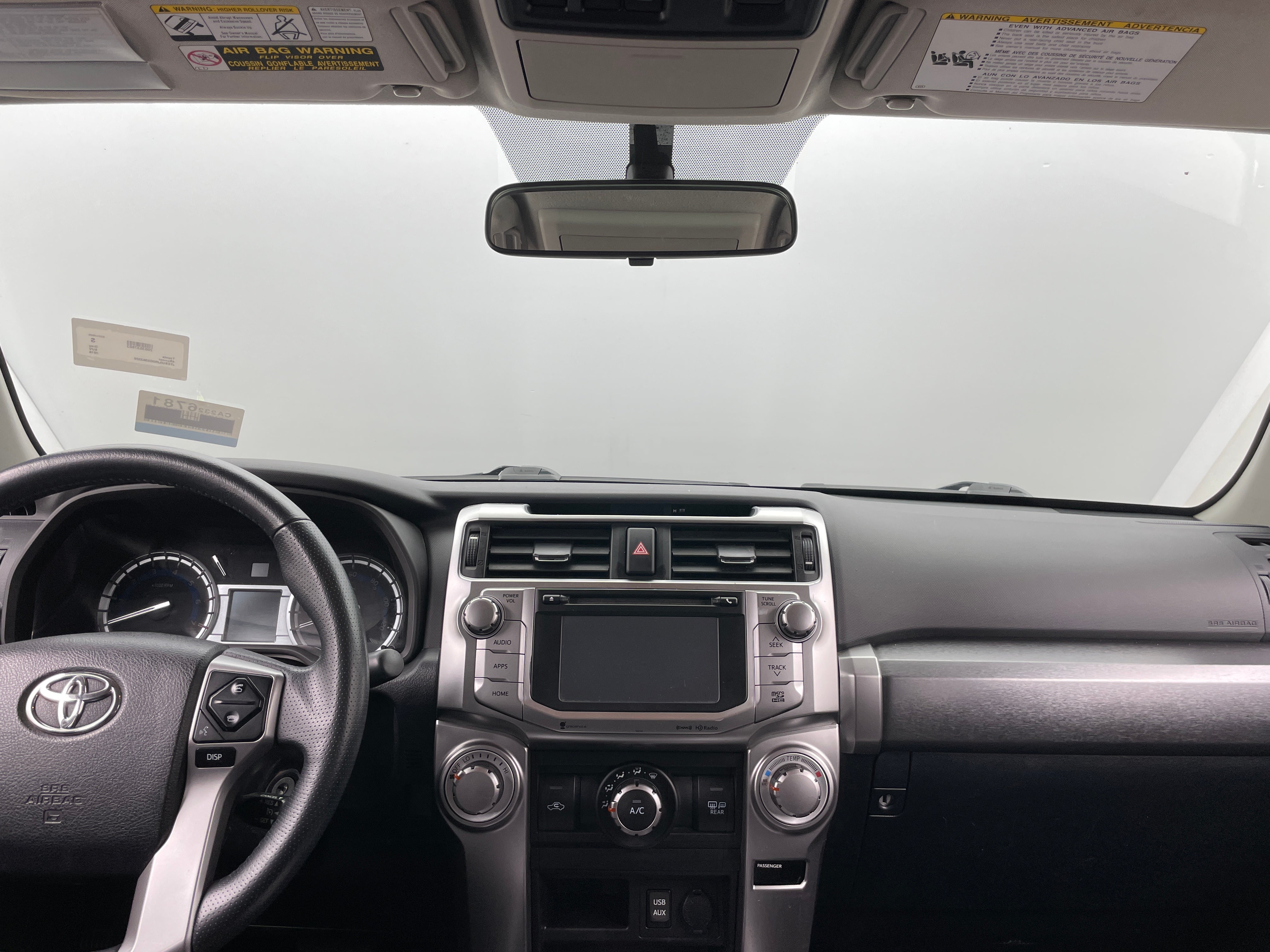 2016 Toyota 4Runner SR5 3