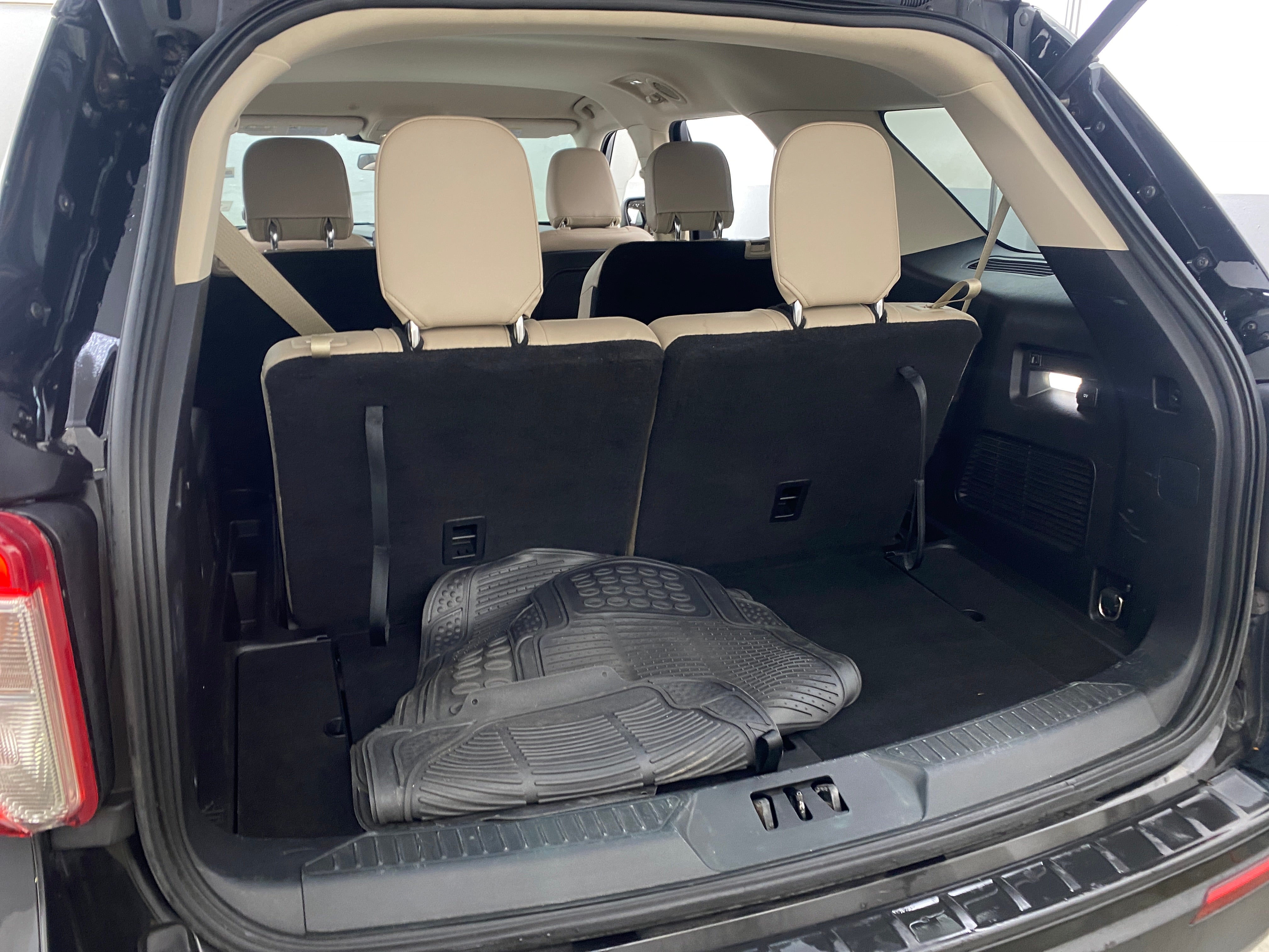 2020 Ford Explorer XLT 7