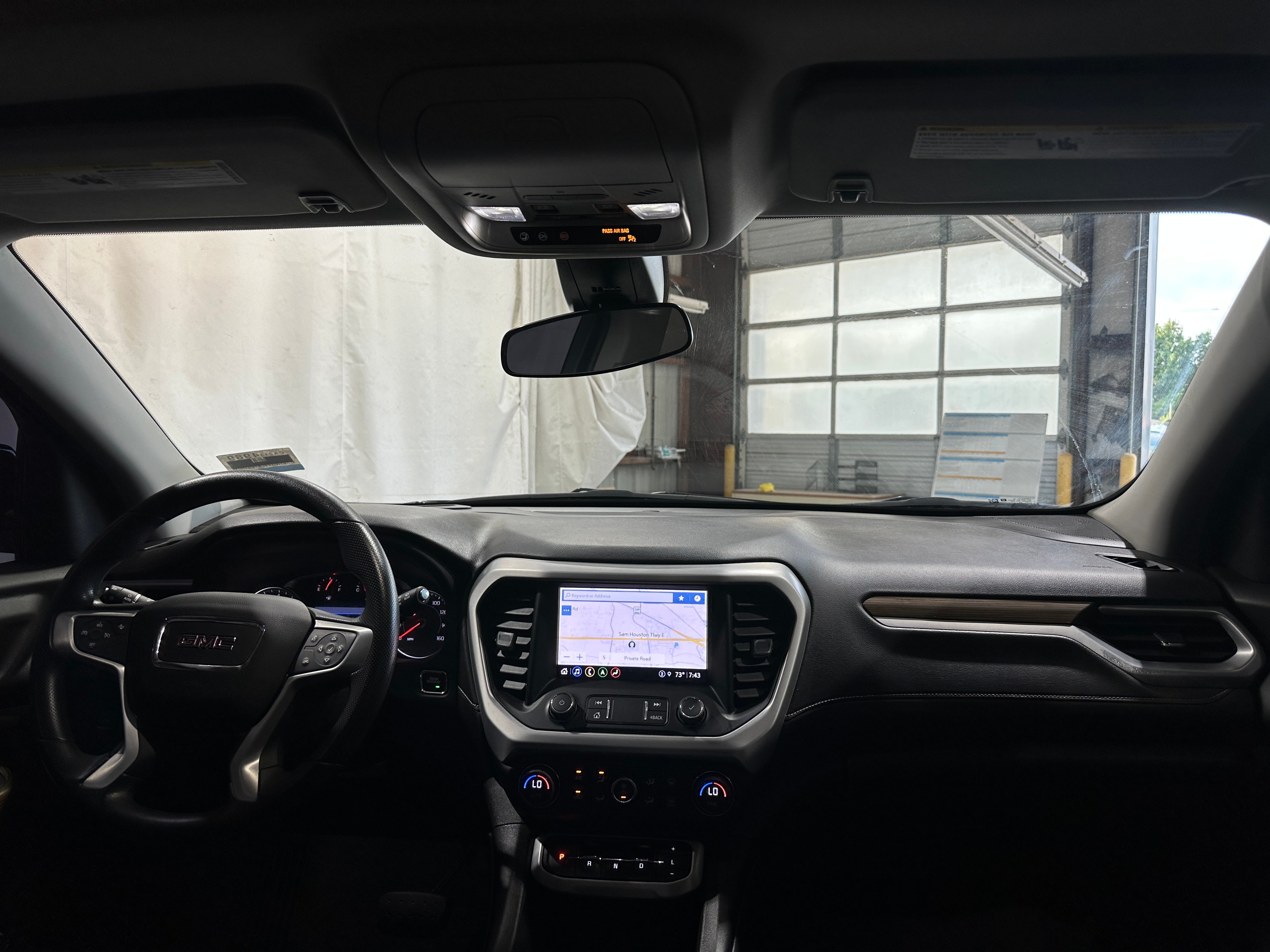 2023 GMC Acadia SLE 3