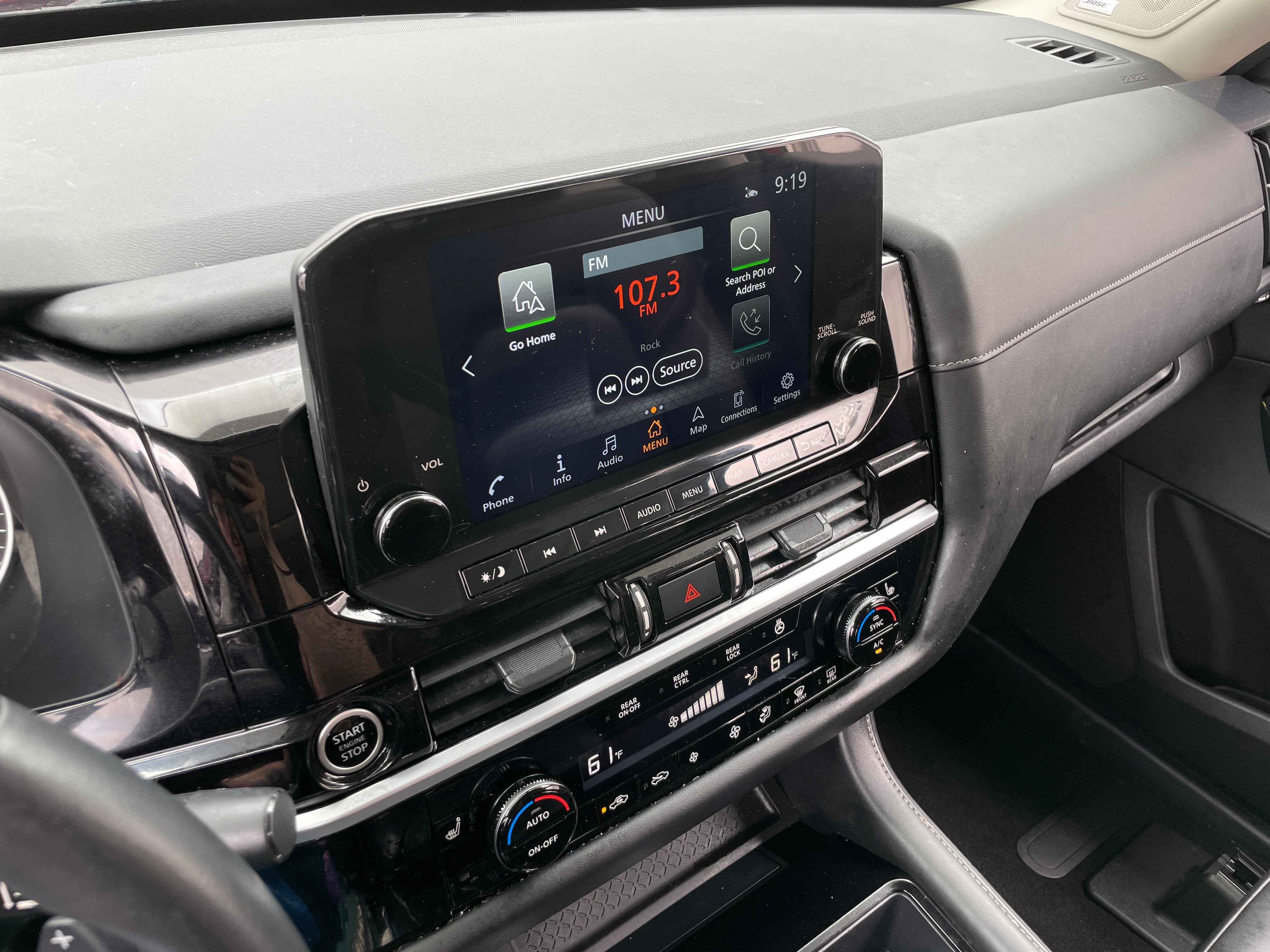 2022 Nissan Pathfinder SL 3