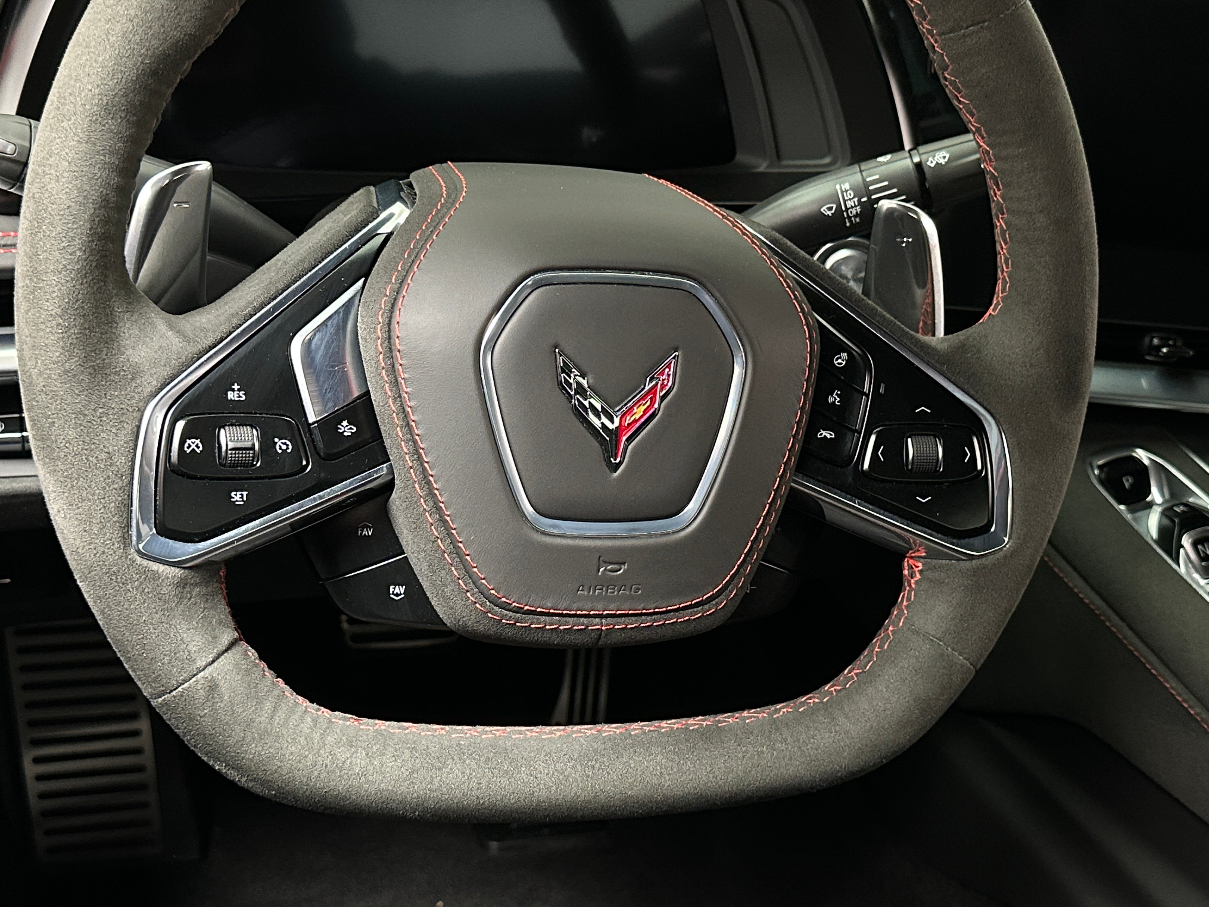 2024 Chevrolet Corvette Stingray 3