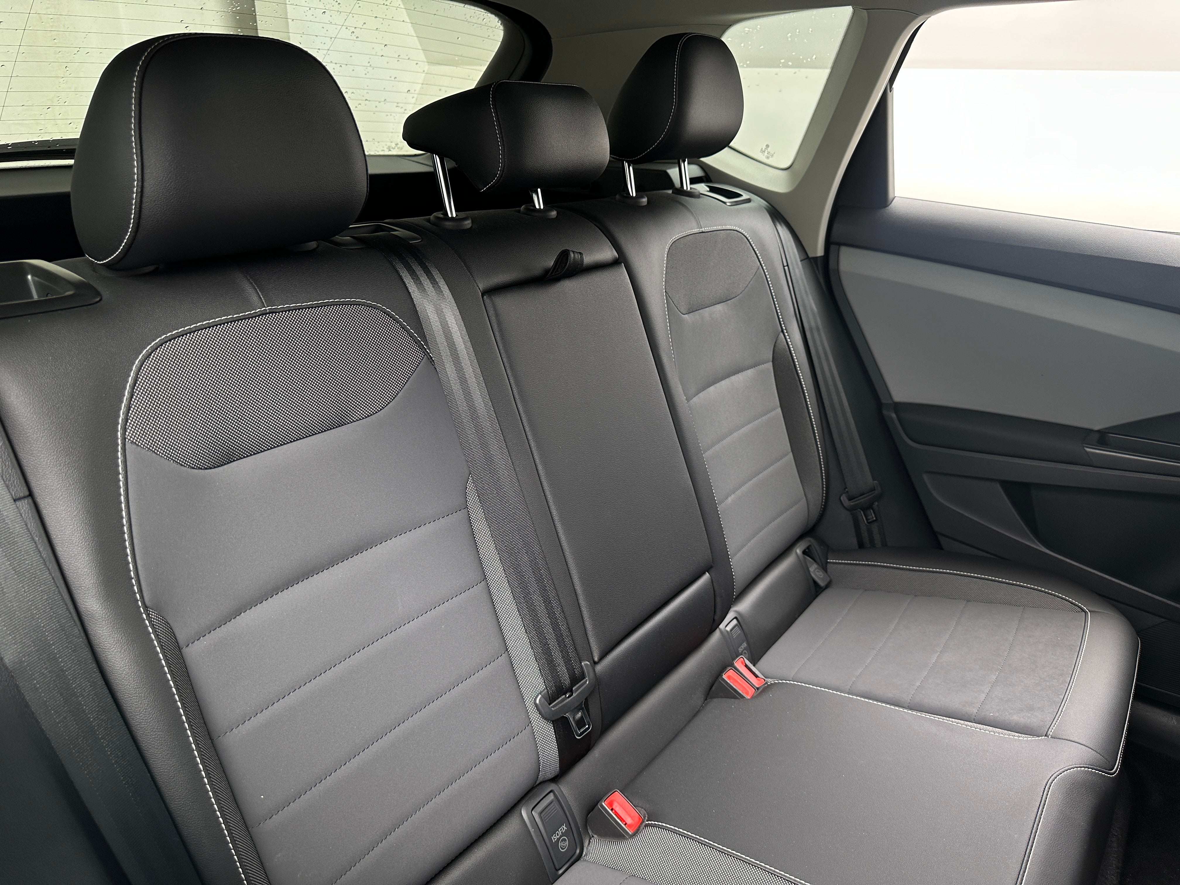 2023 Volkswagen Taos SE 5