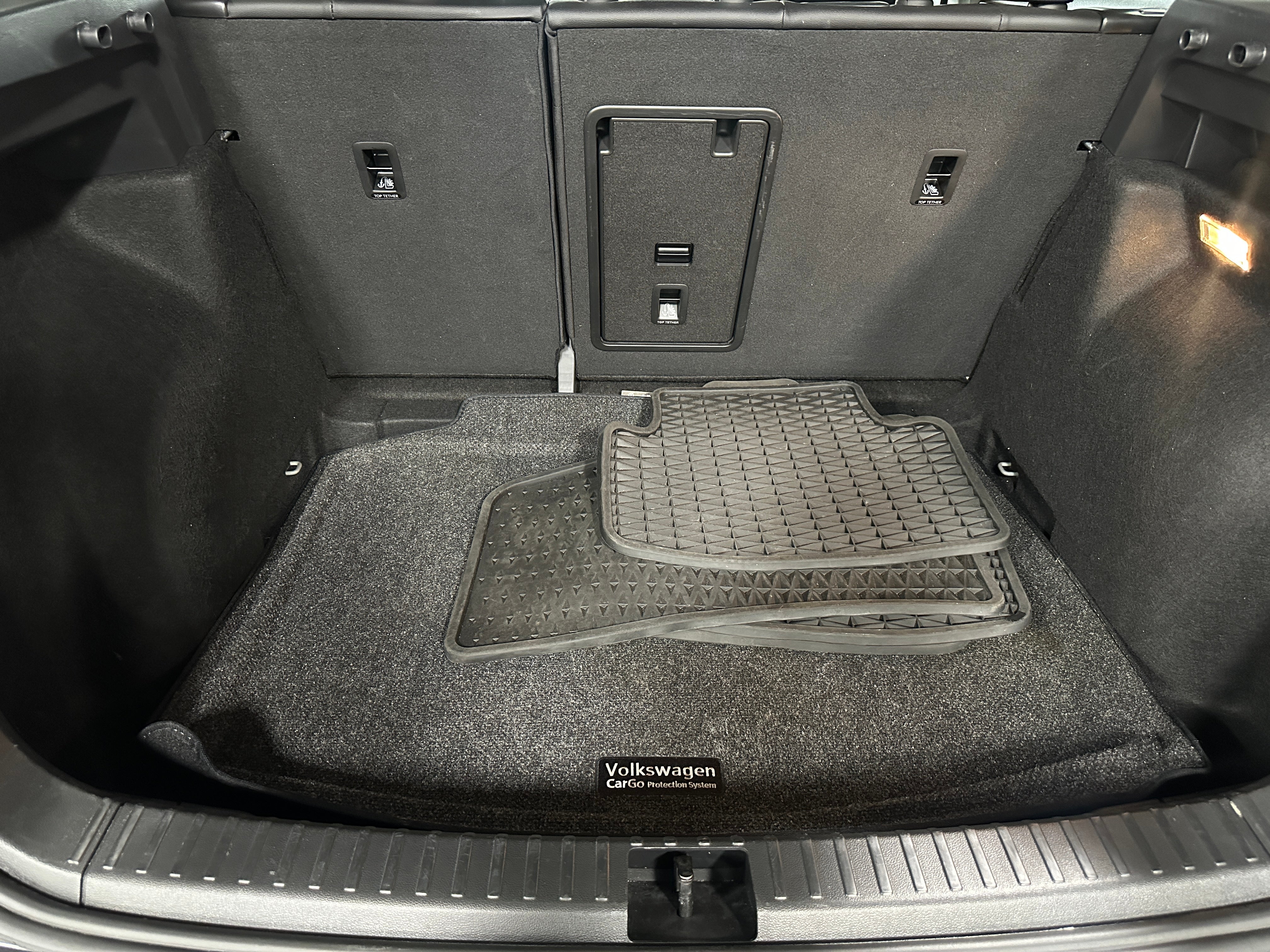 2023 Volkswagen Taos SE 6