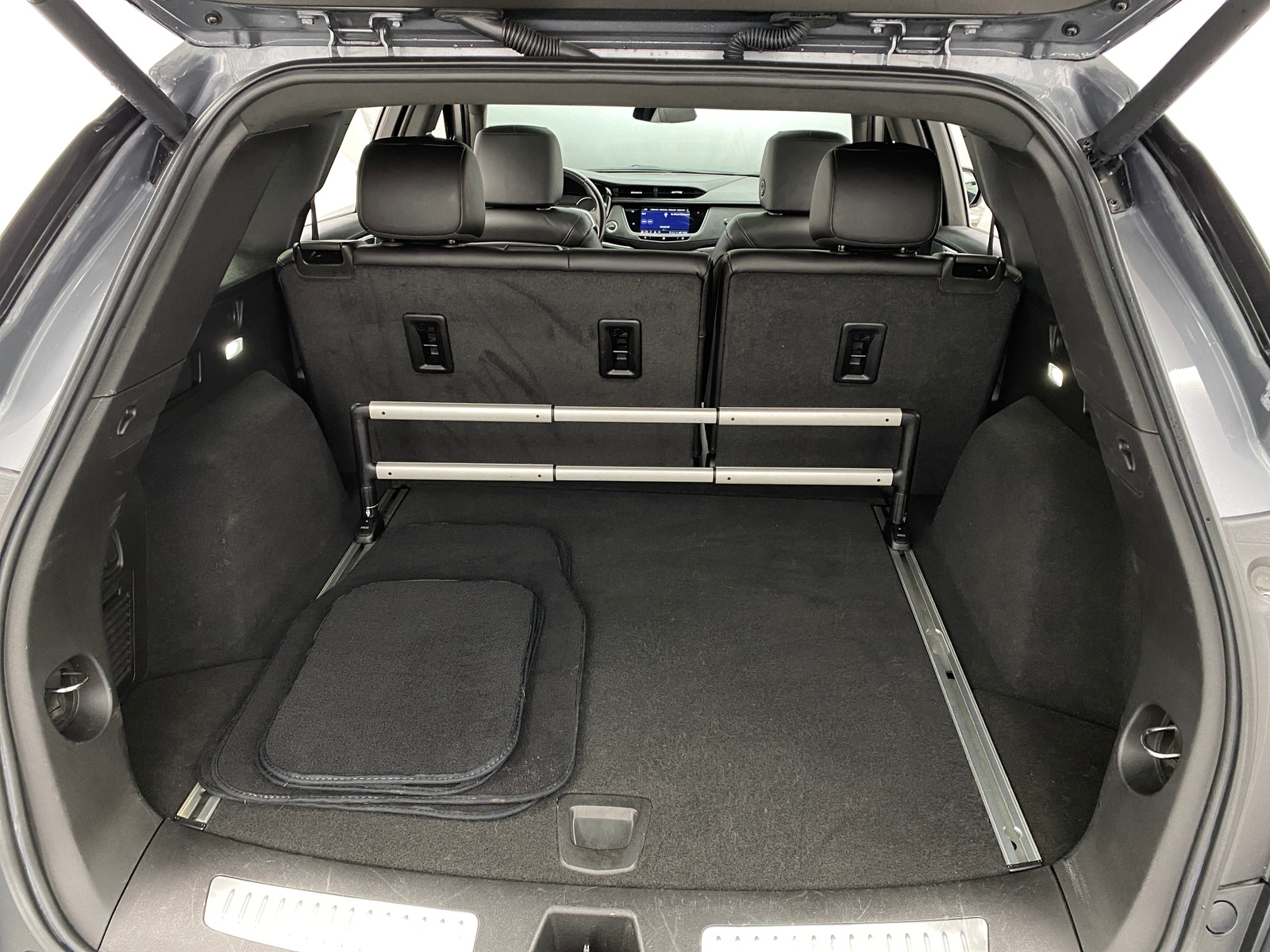 Thumbnail: 2021 Cadillac XT5 - 6