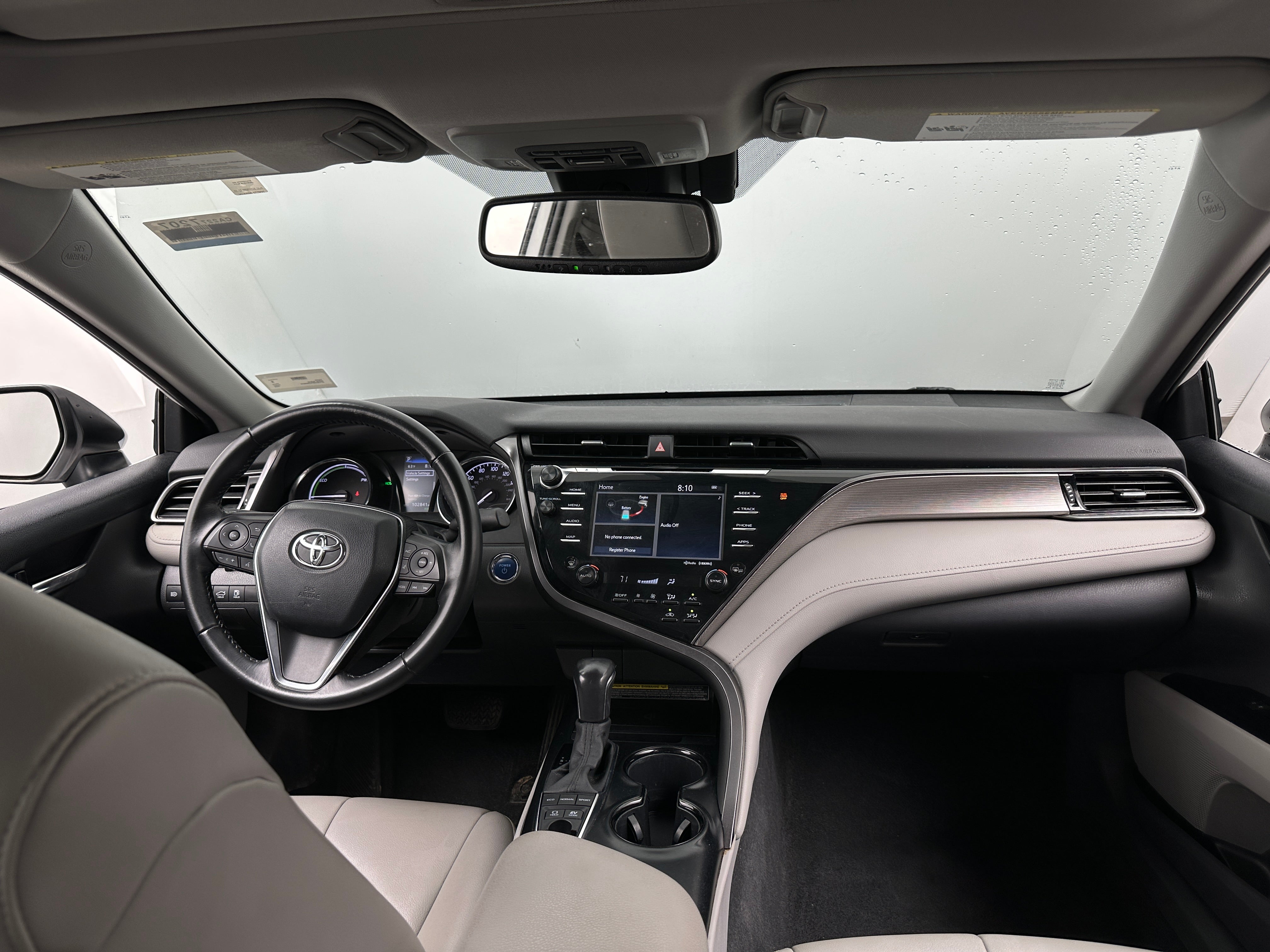 2020 Toyota Camry SE 3