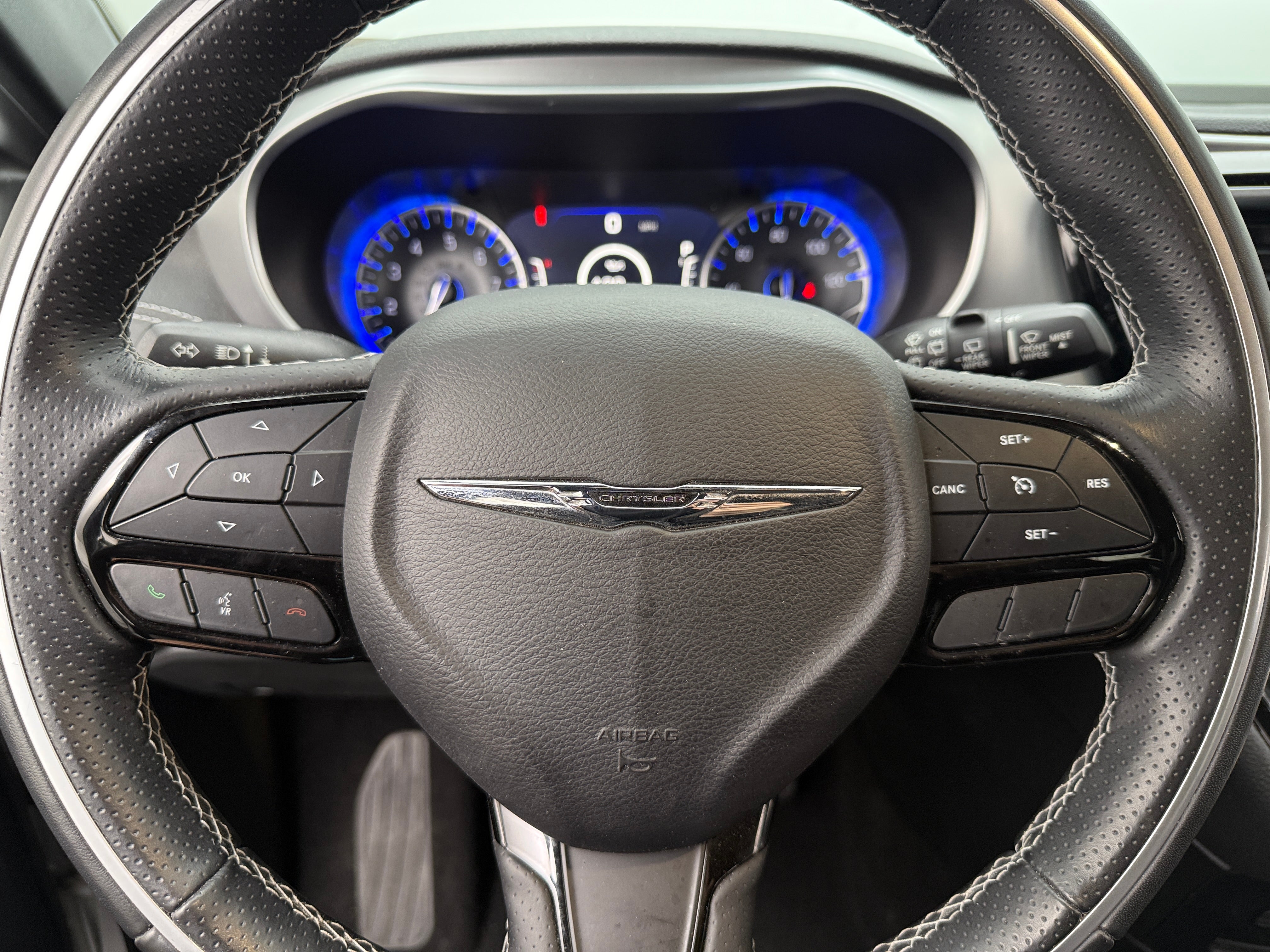 2018 Chrysler Pacifica Limited 4