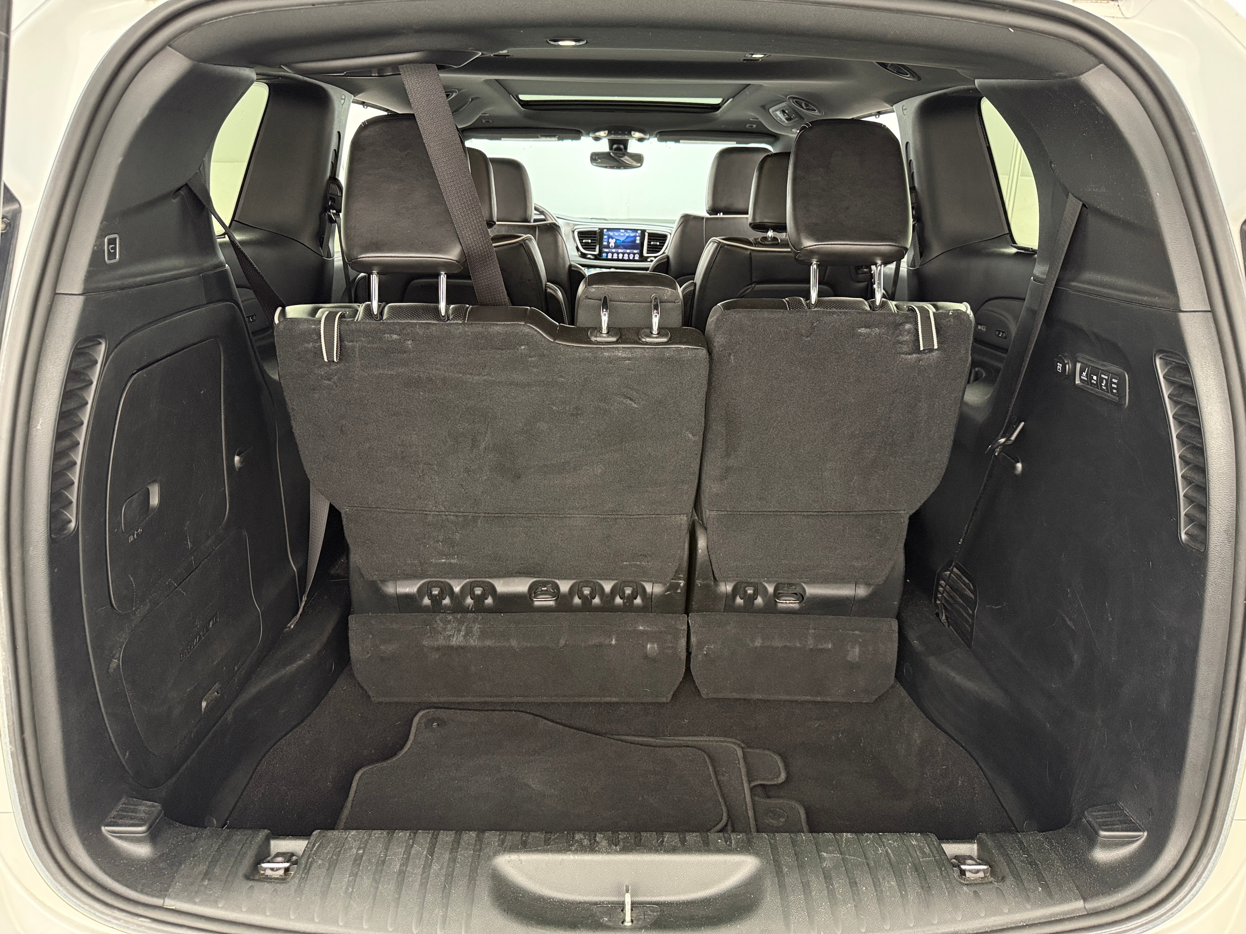 2018 Chrysler Pacifica Limited 6