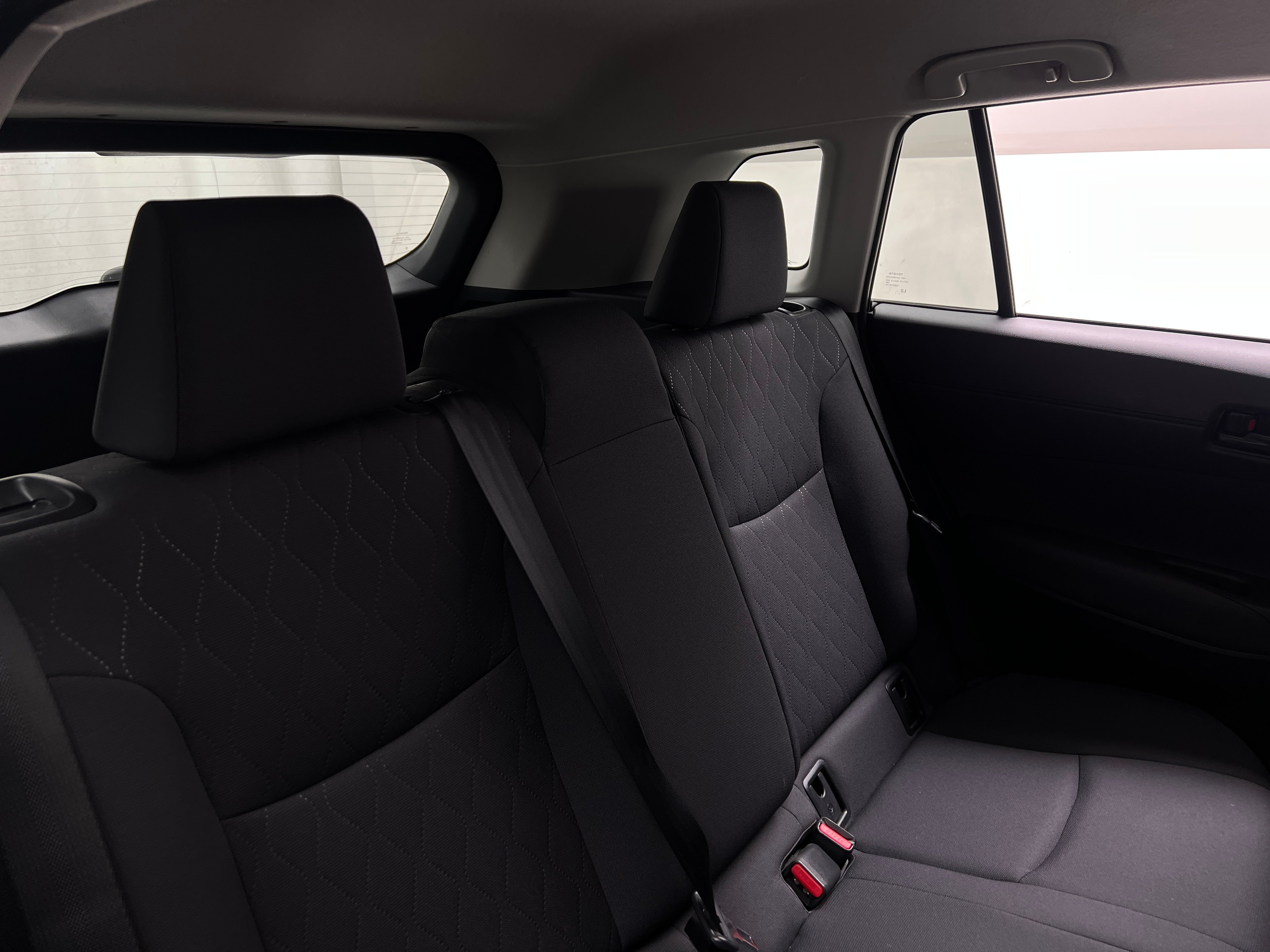 2024 Toyota Corolla Cross LE 6