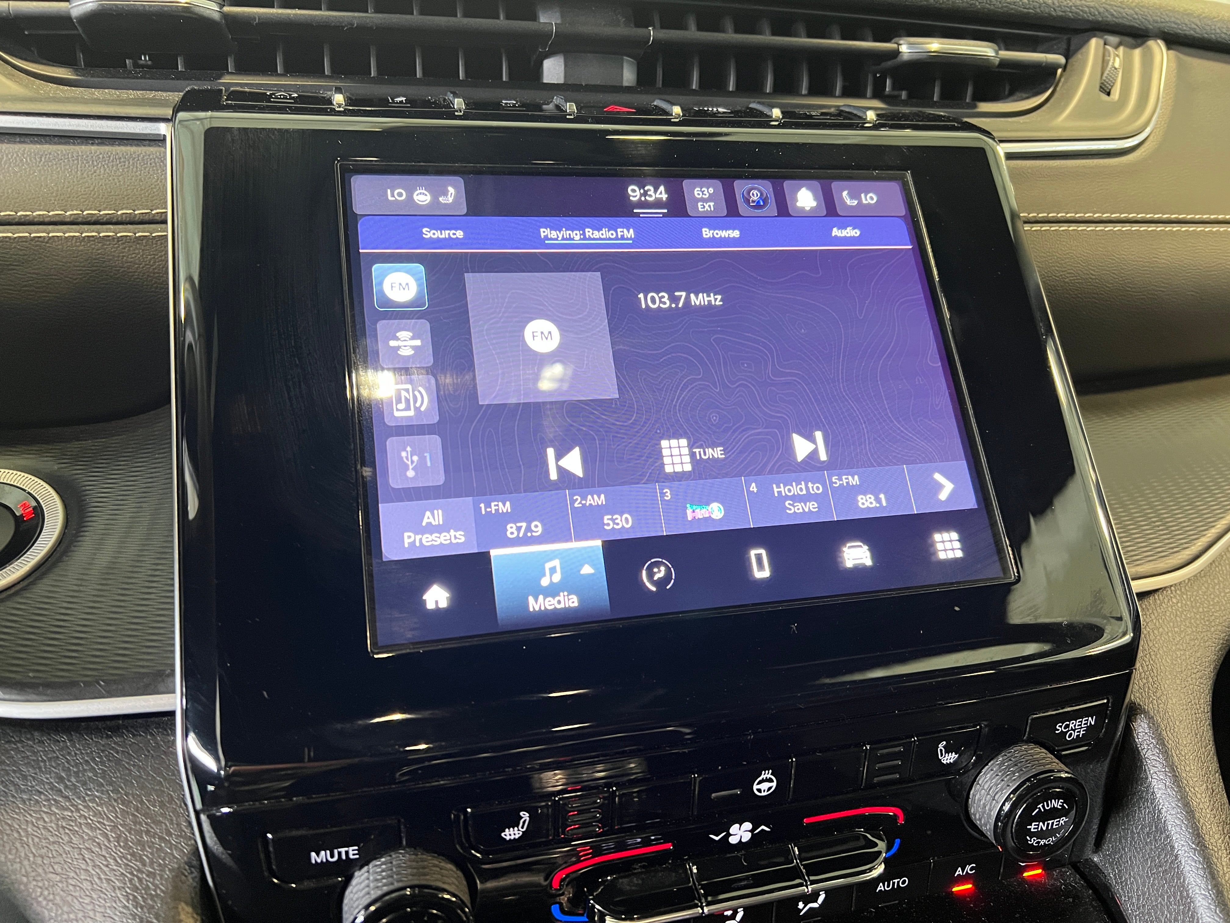 2023 Jeep Grand Cherokee L Altitude 3