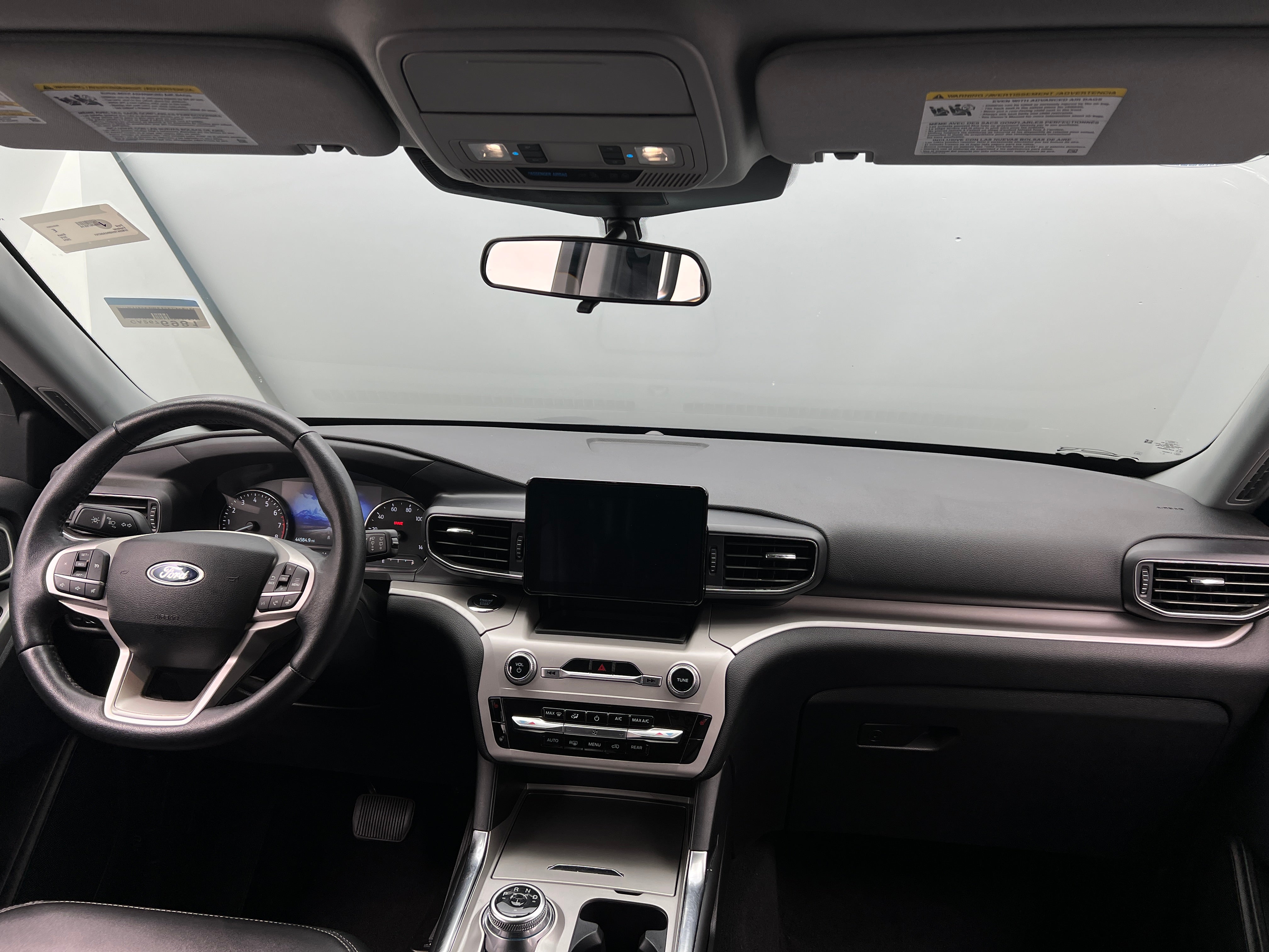 2024 Ford Explorer XLT 3