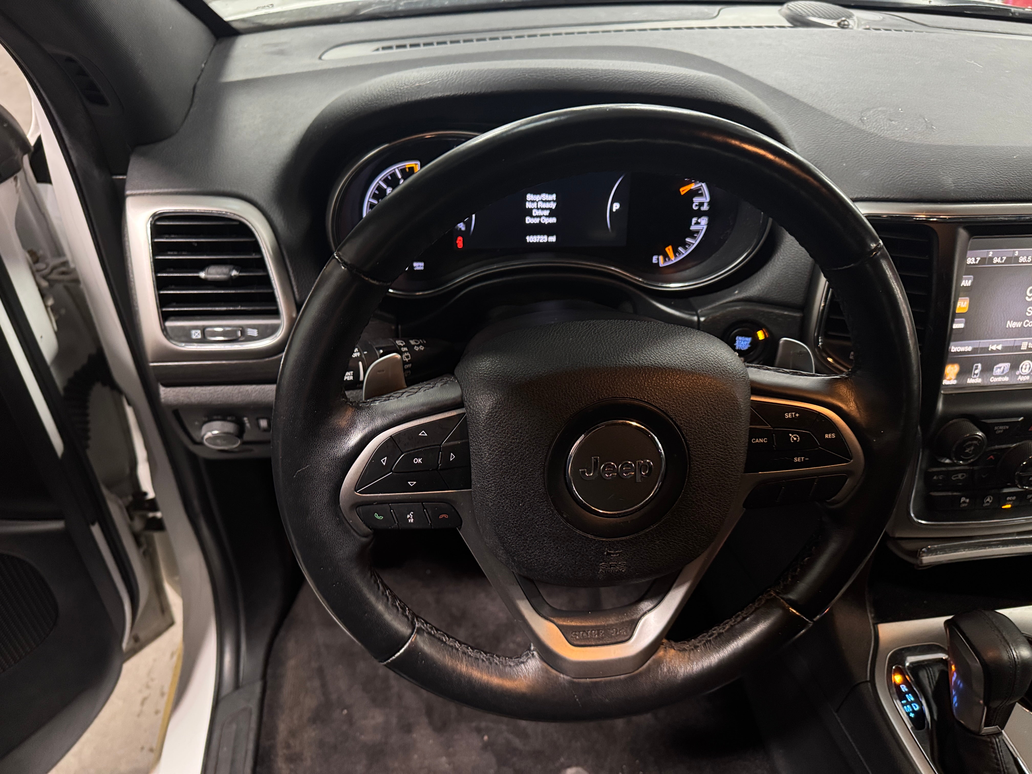 2017 Jeep Grand Cherokee Altitude 5