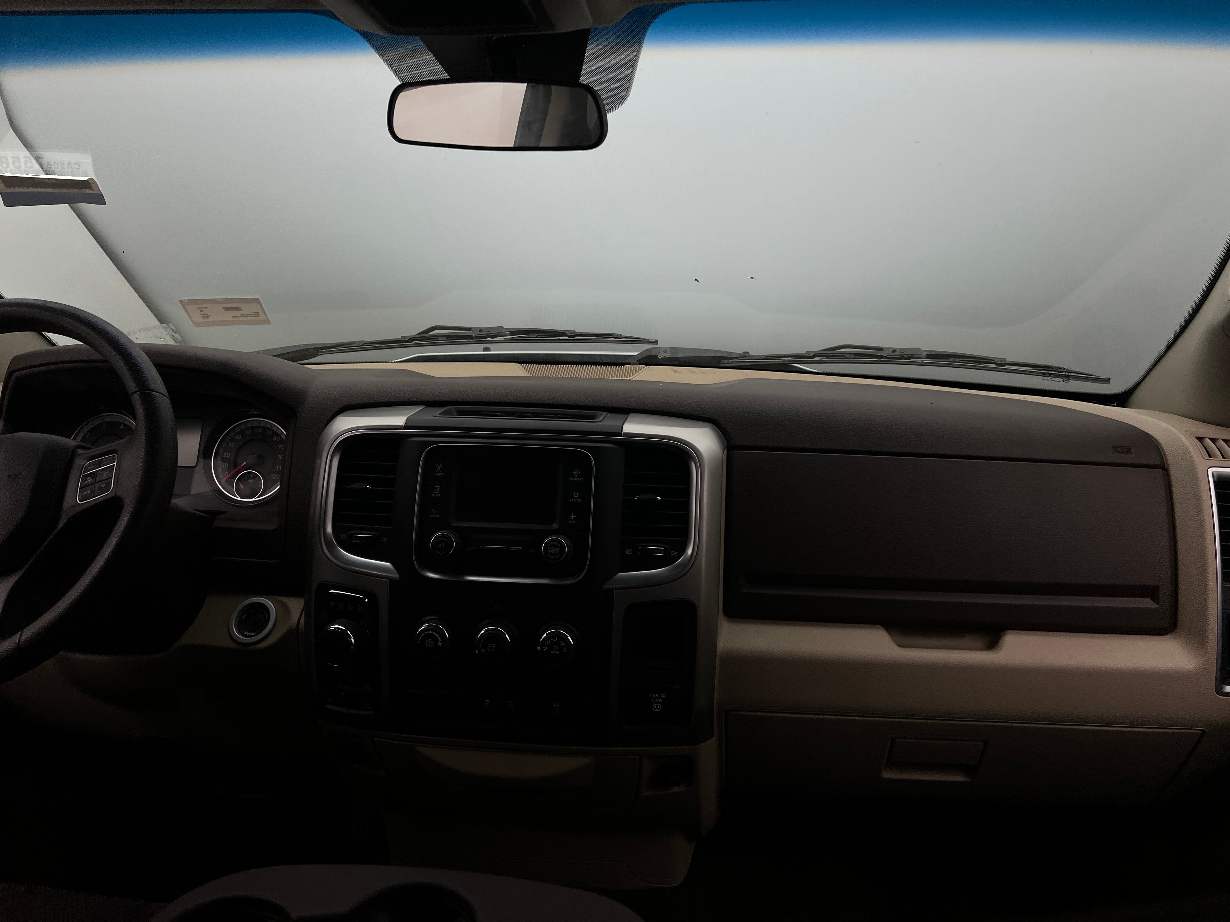 2017 RAM 1500 SLT 3