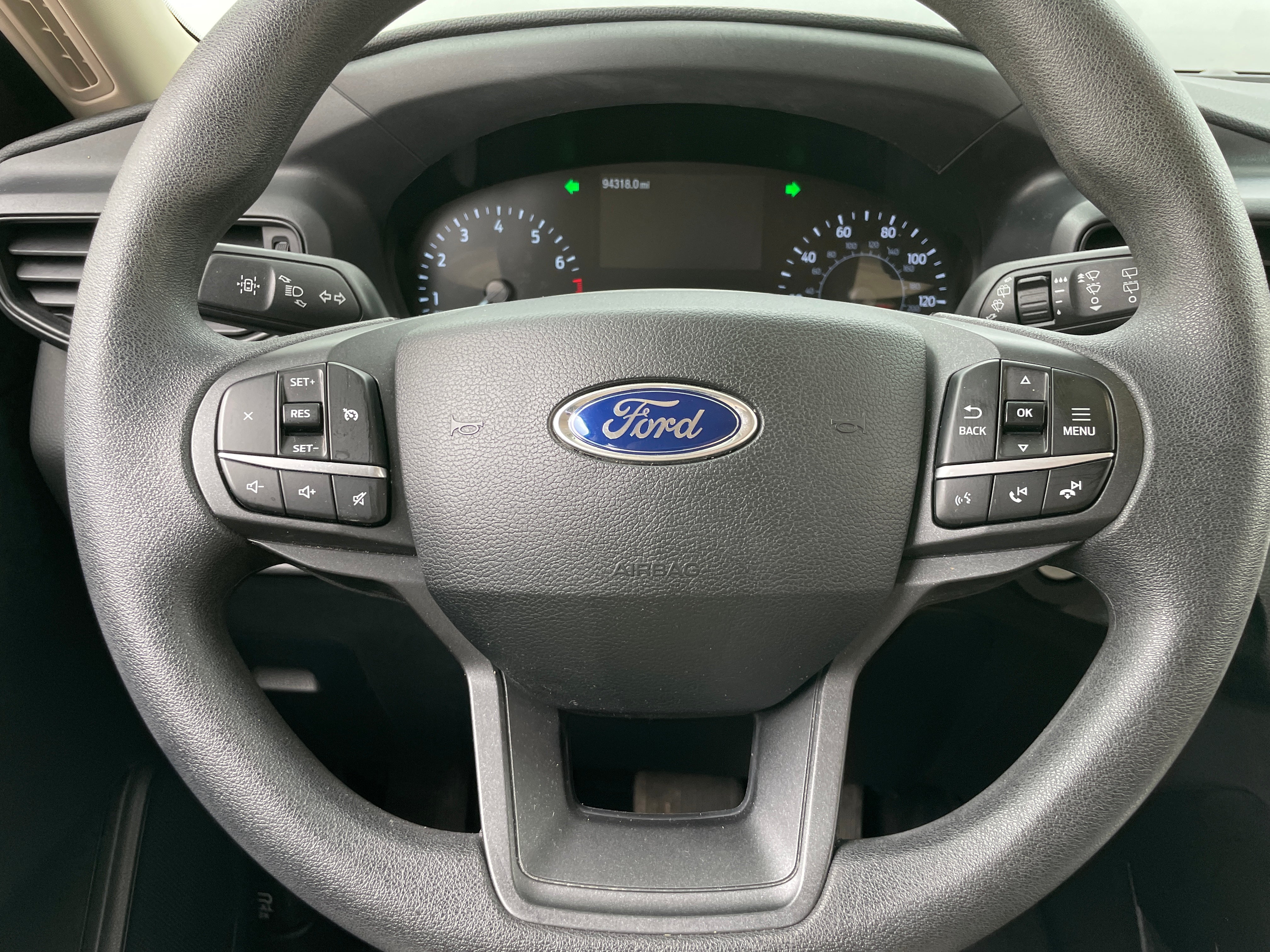 2021 Ford Explorer Base 5