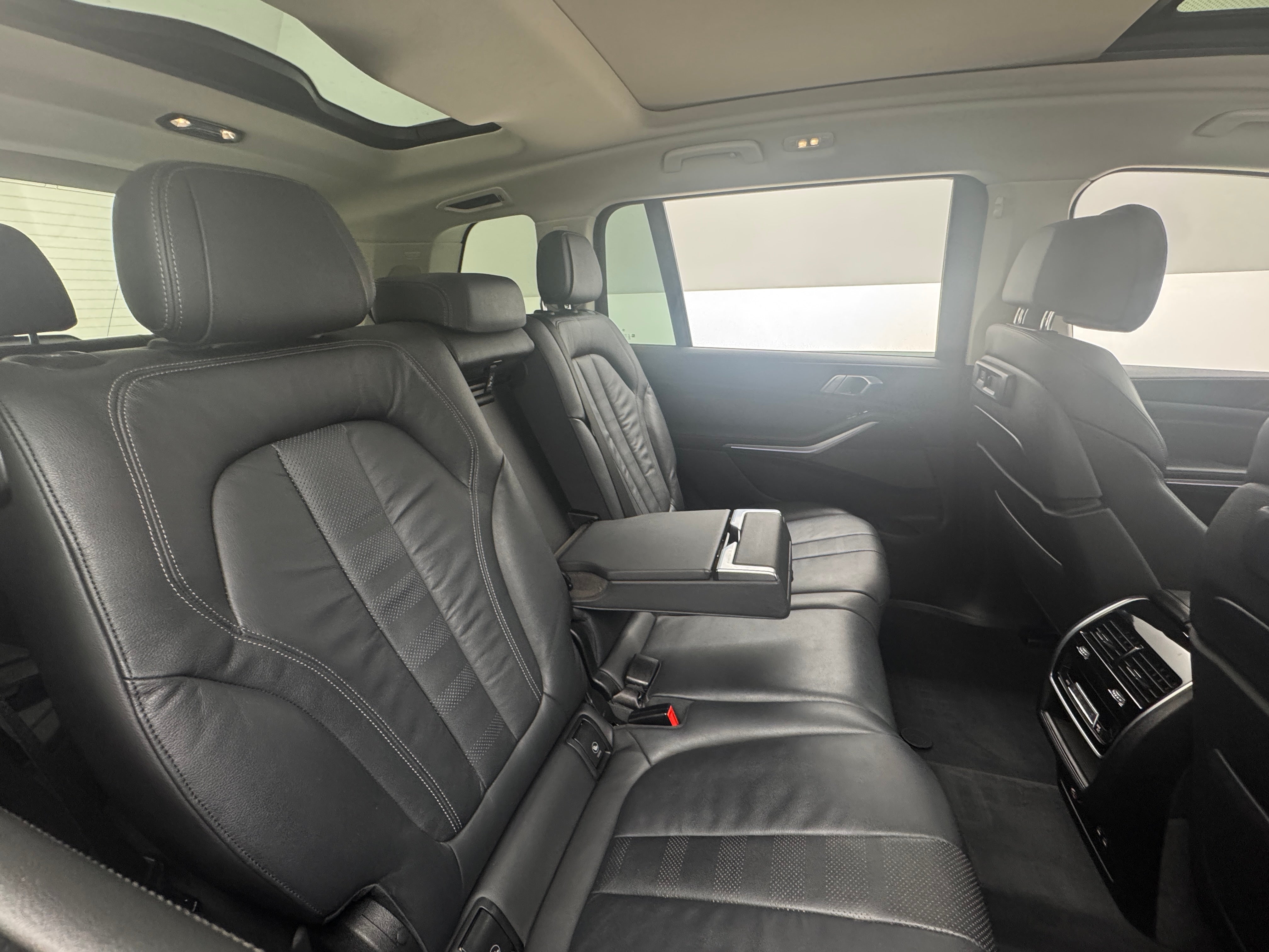 2020 BMW X7 xDrive40i 5