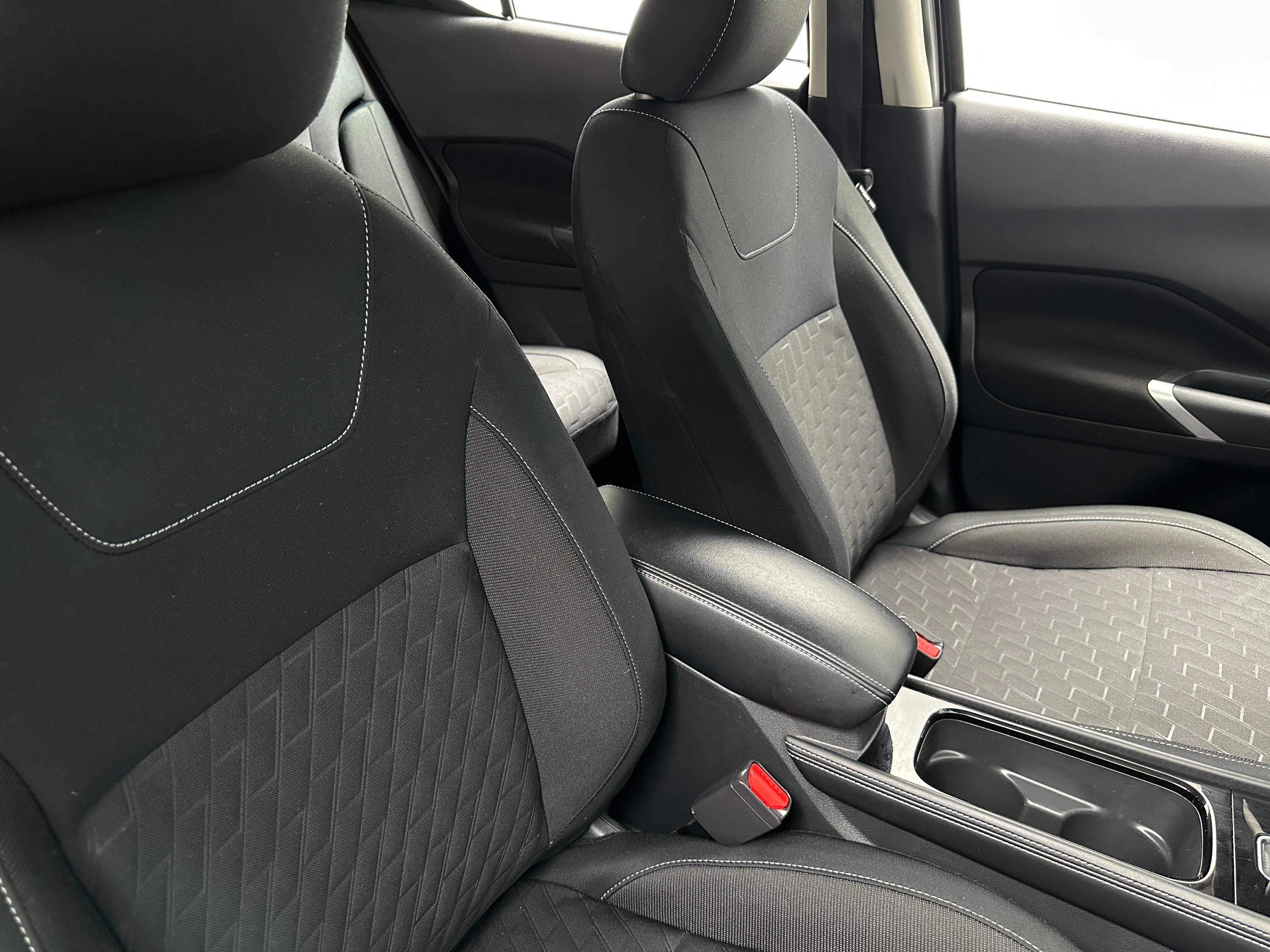 2024 Nissan Kicks SV 2