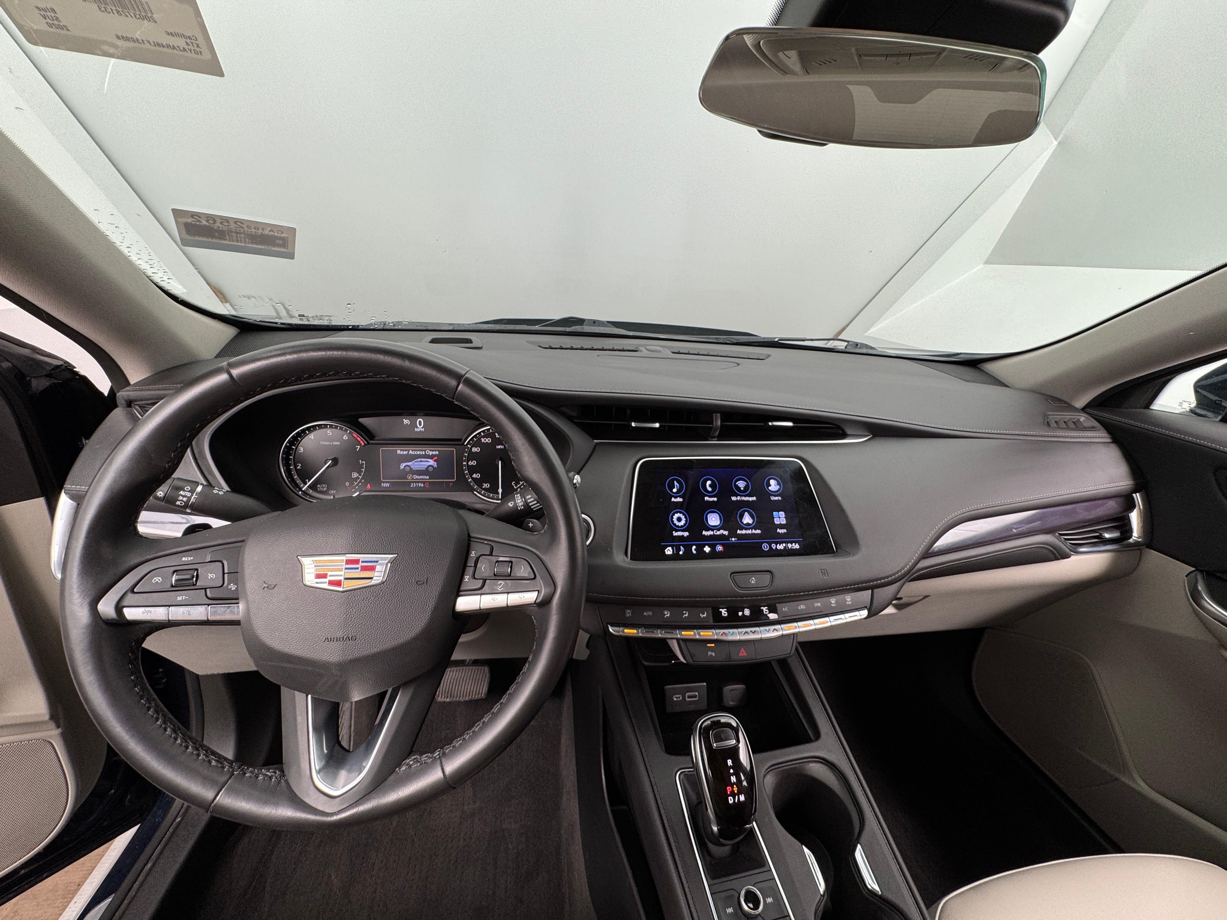 2020 Cadillac XT4 Luxury 2