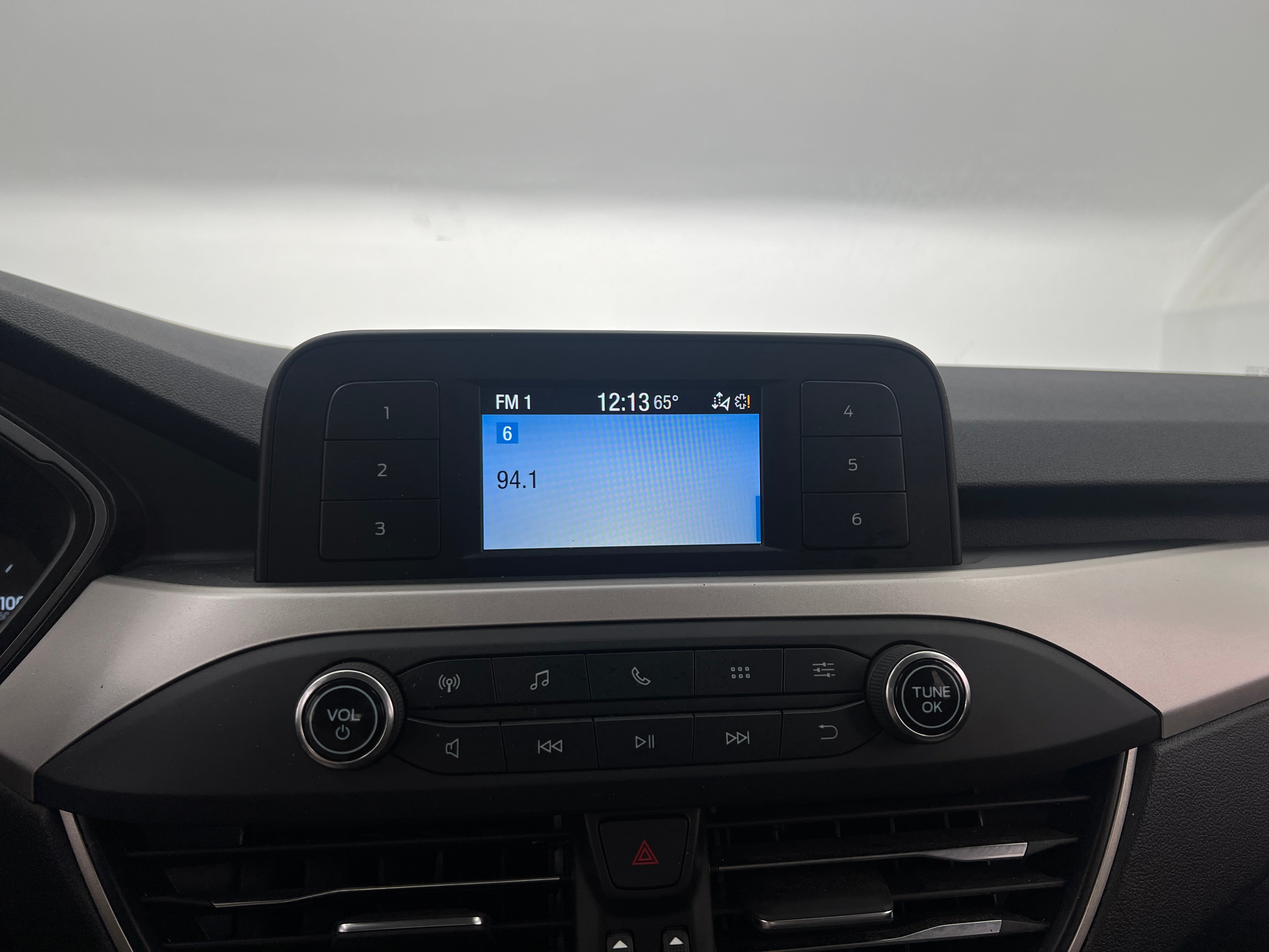 2022 Ford Escape S 4