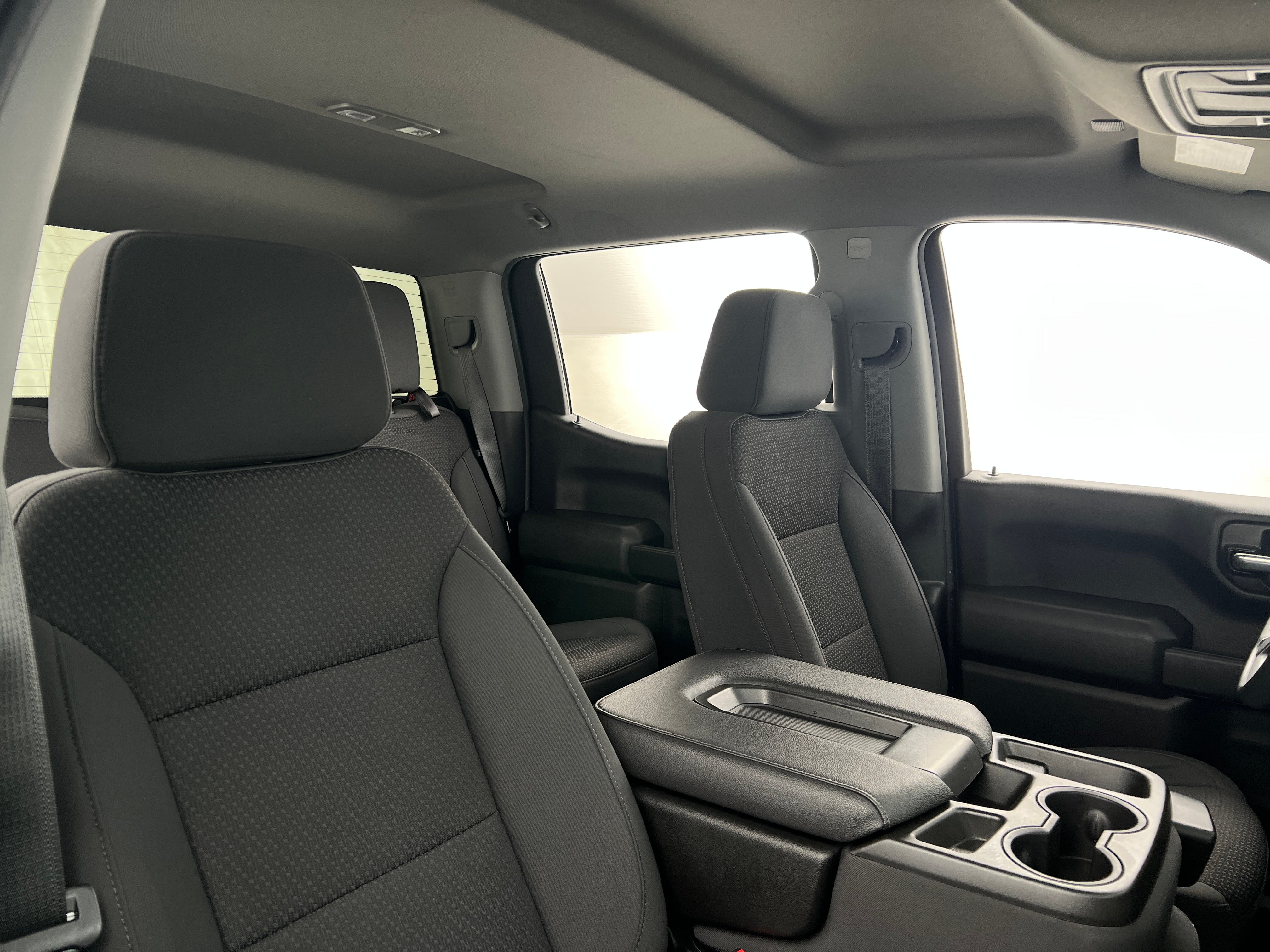 2021 Chevrolet Silverado 1500 Custom 2
