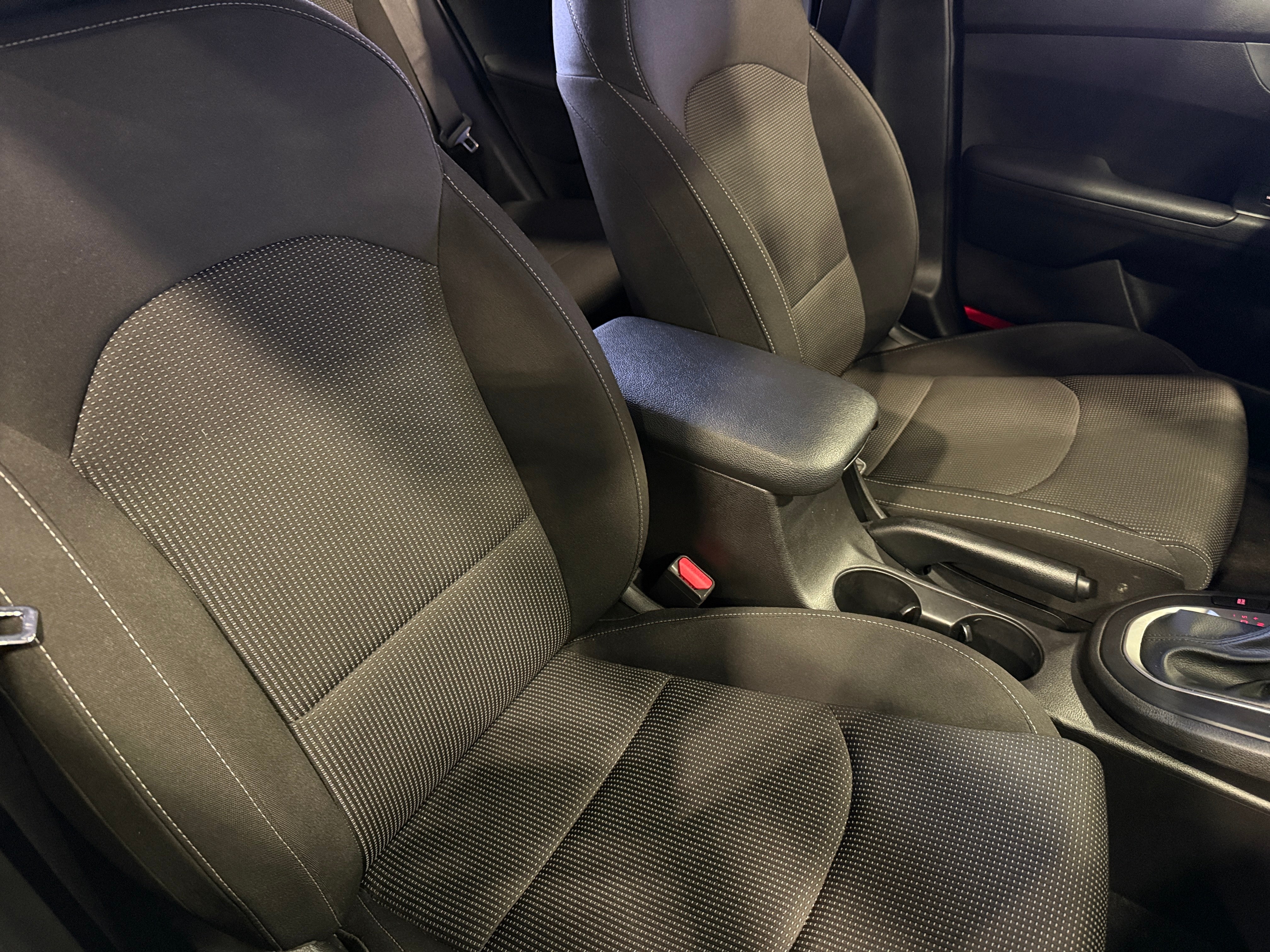 2020 Kia Forte LXS 2