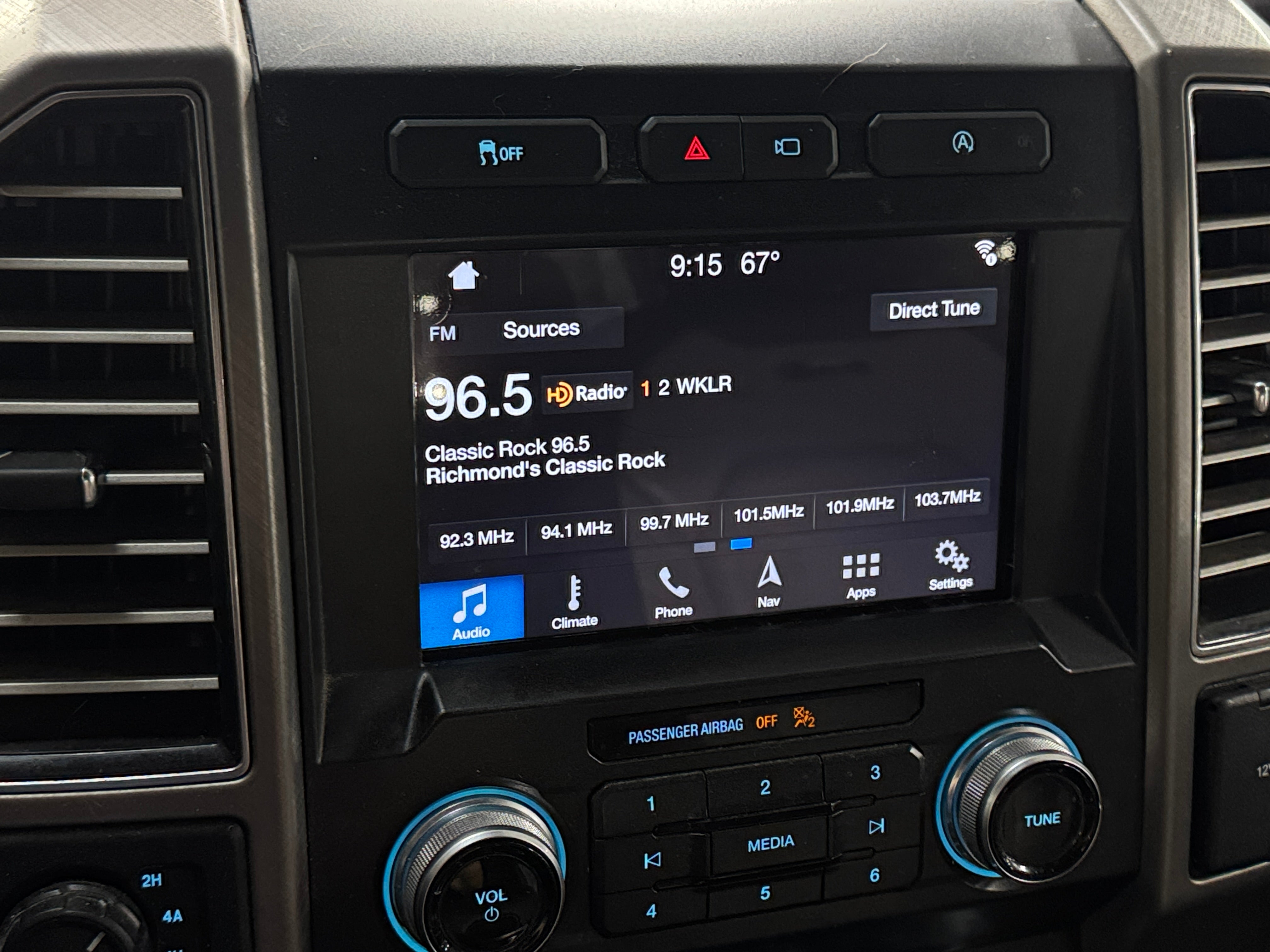 2019 Ford Econoline E-150 3