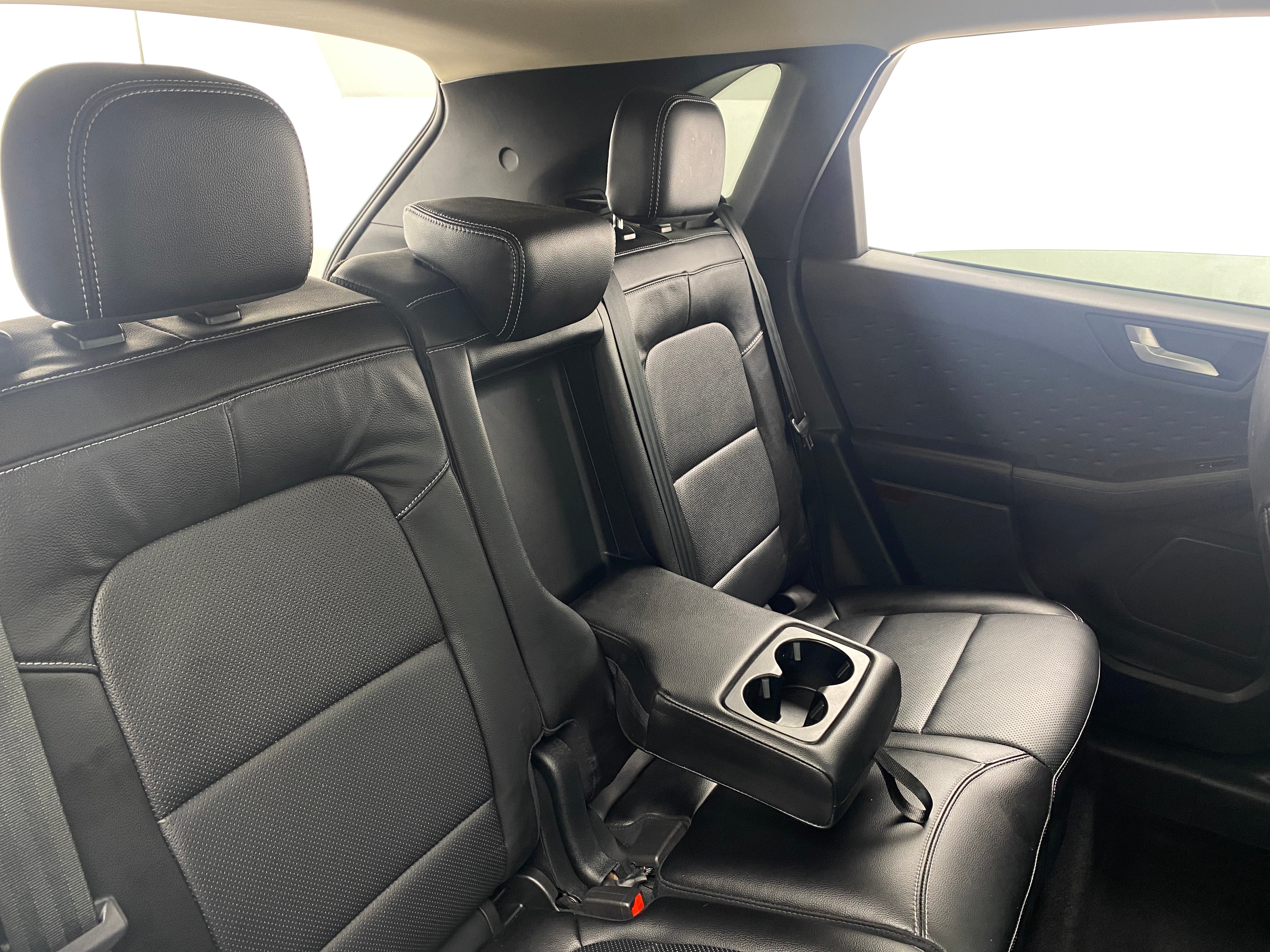 2020 Ford Escape Titanium Hybrid 5