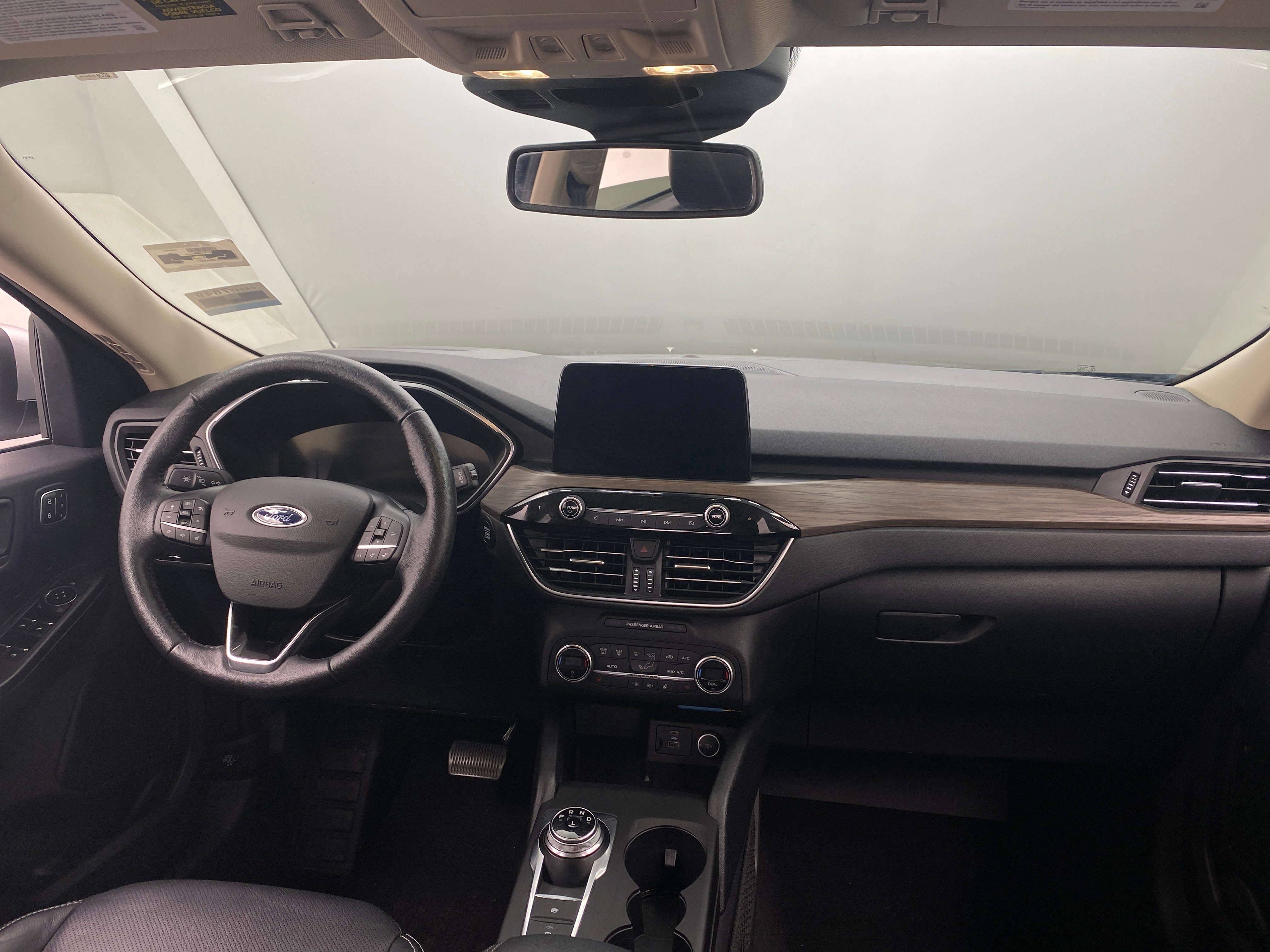 2020 Ford Escape Titanium Hybrid 2