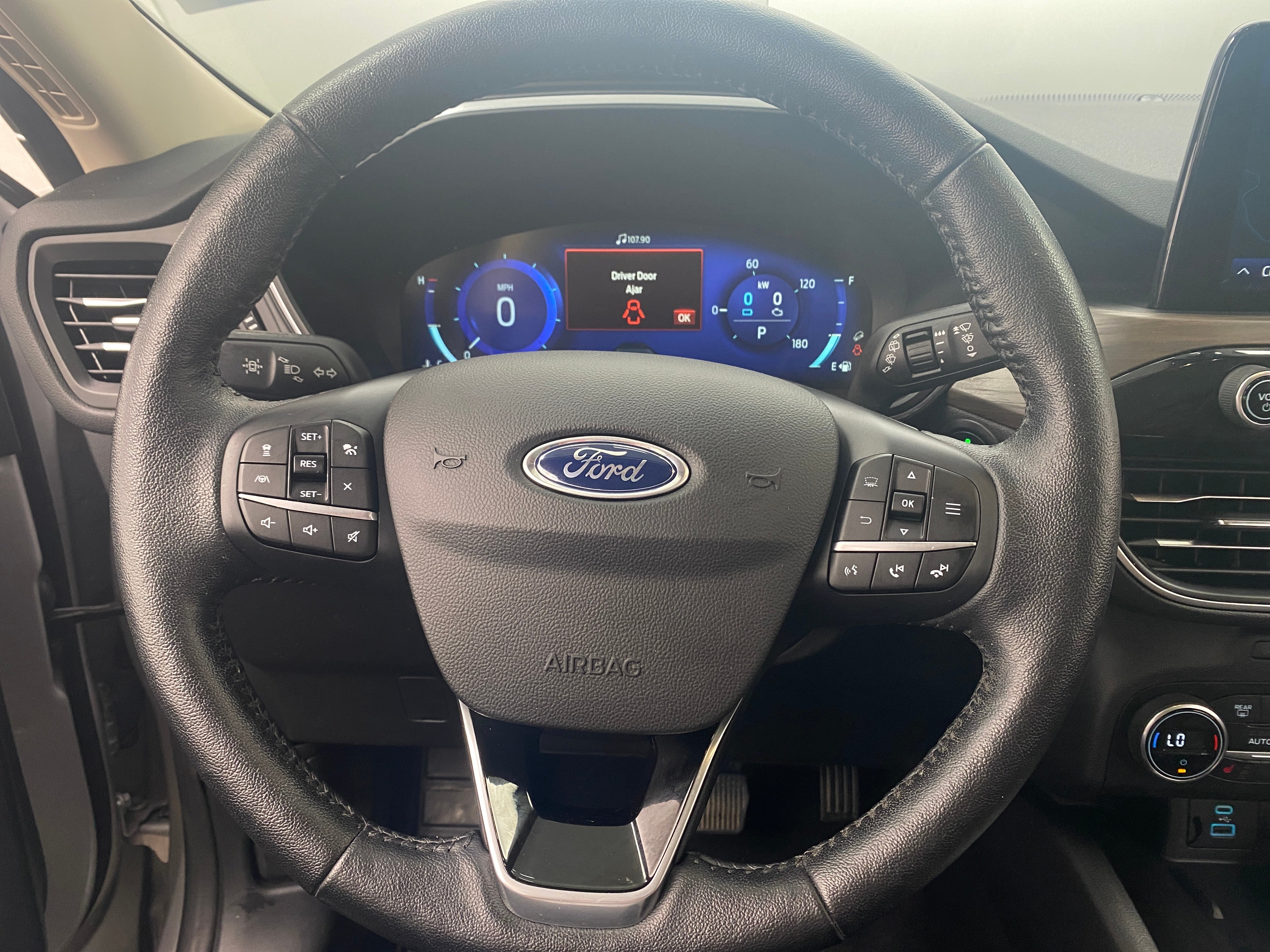 2020 Ford Escape Titanium Hybrid 4