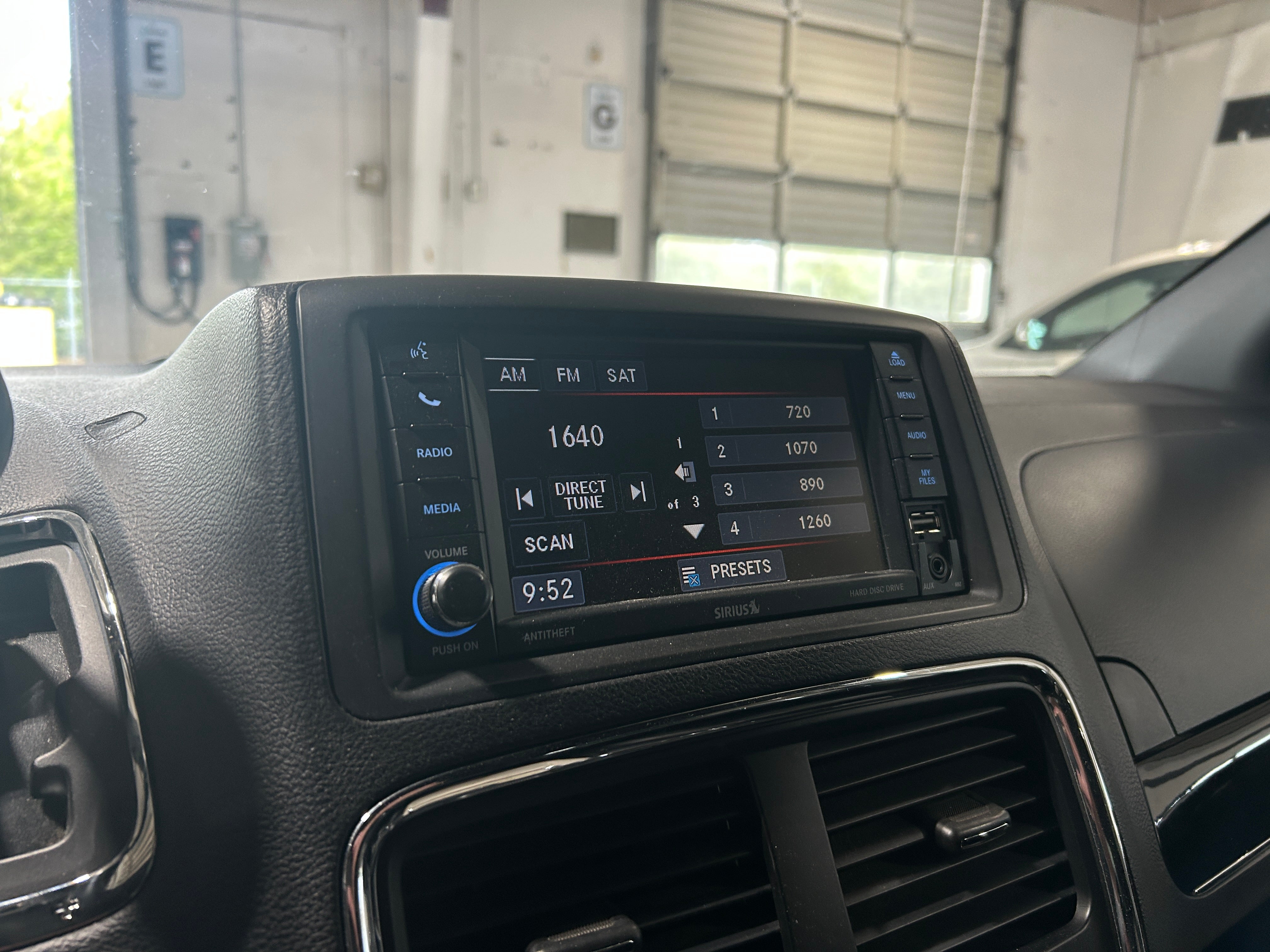 2017 Dodge Grand Caravan SXT 3