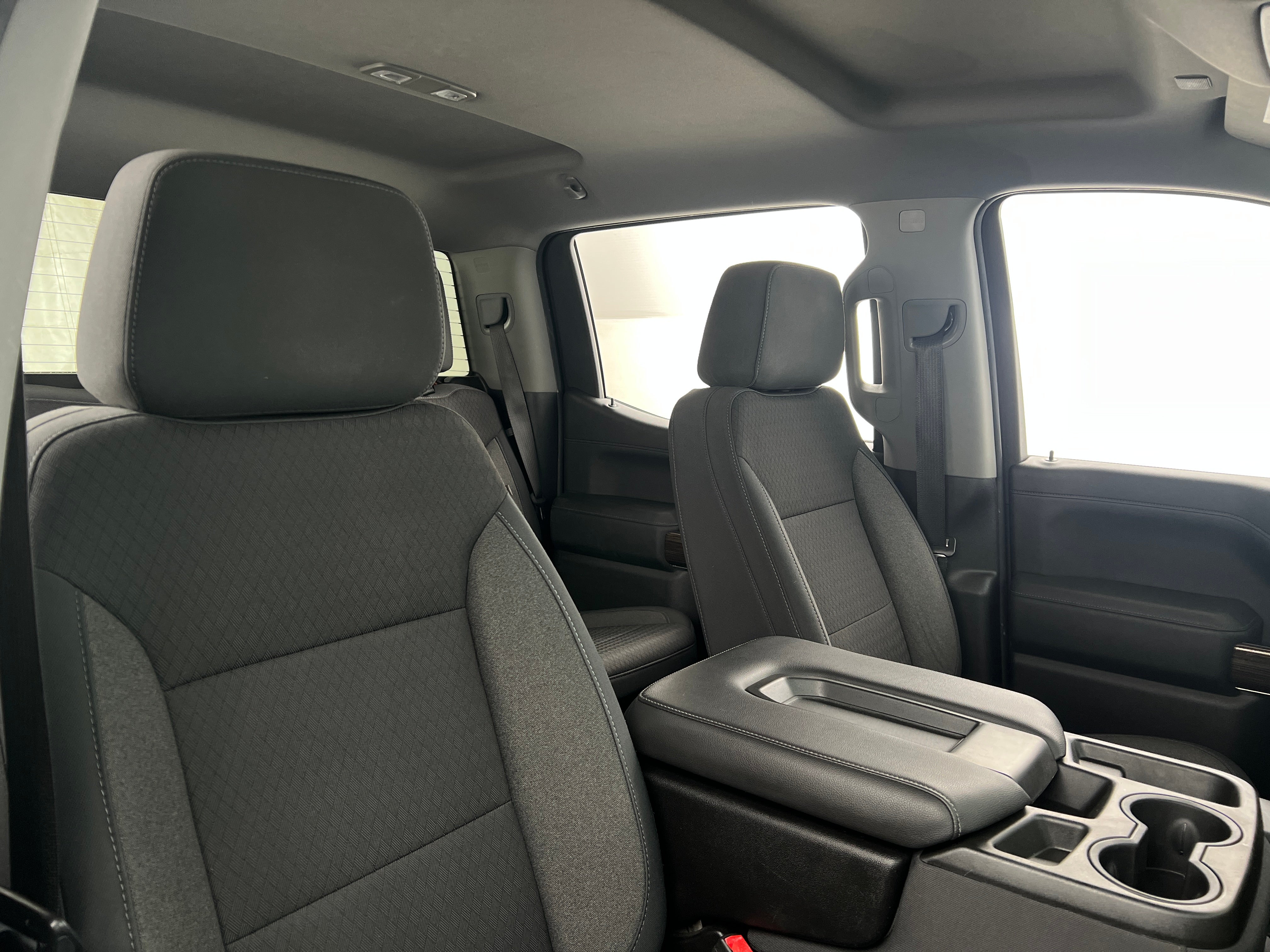 2020 Chevrolet Silverado 1500 RST 2