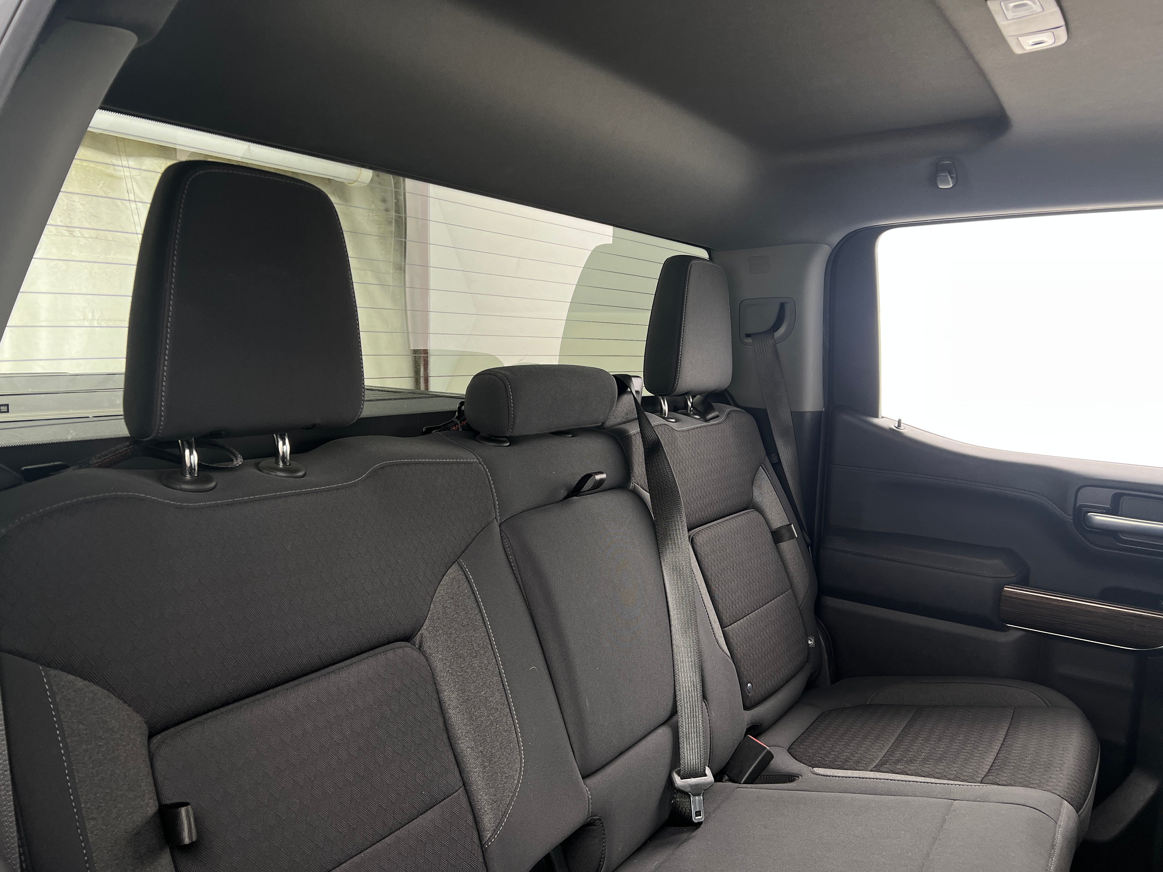 2020 Chevrolet Silverado 1500 RST 6