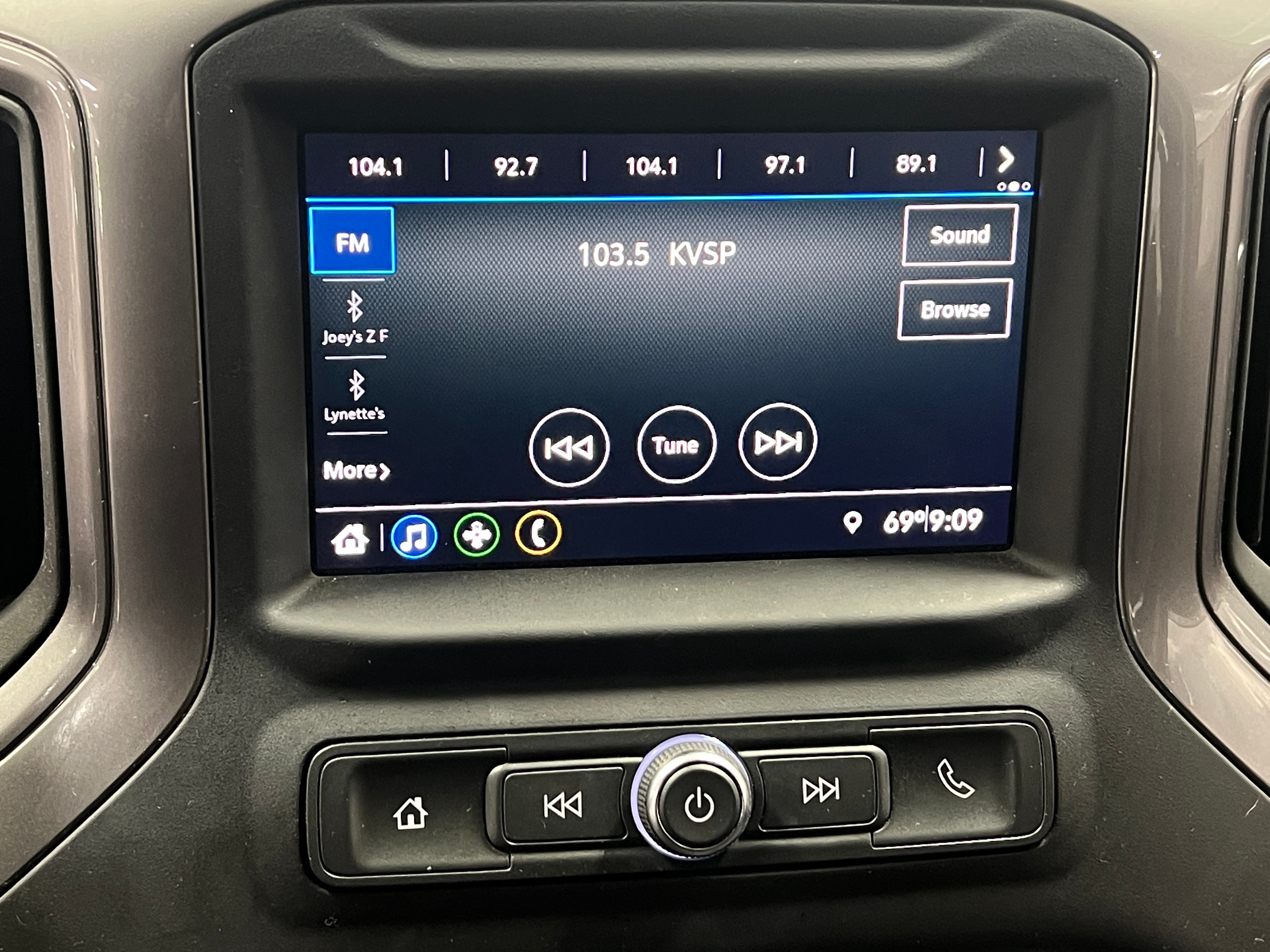 2021 Chevrolet Silverado 1500 Custom 4