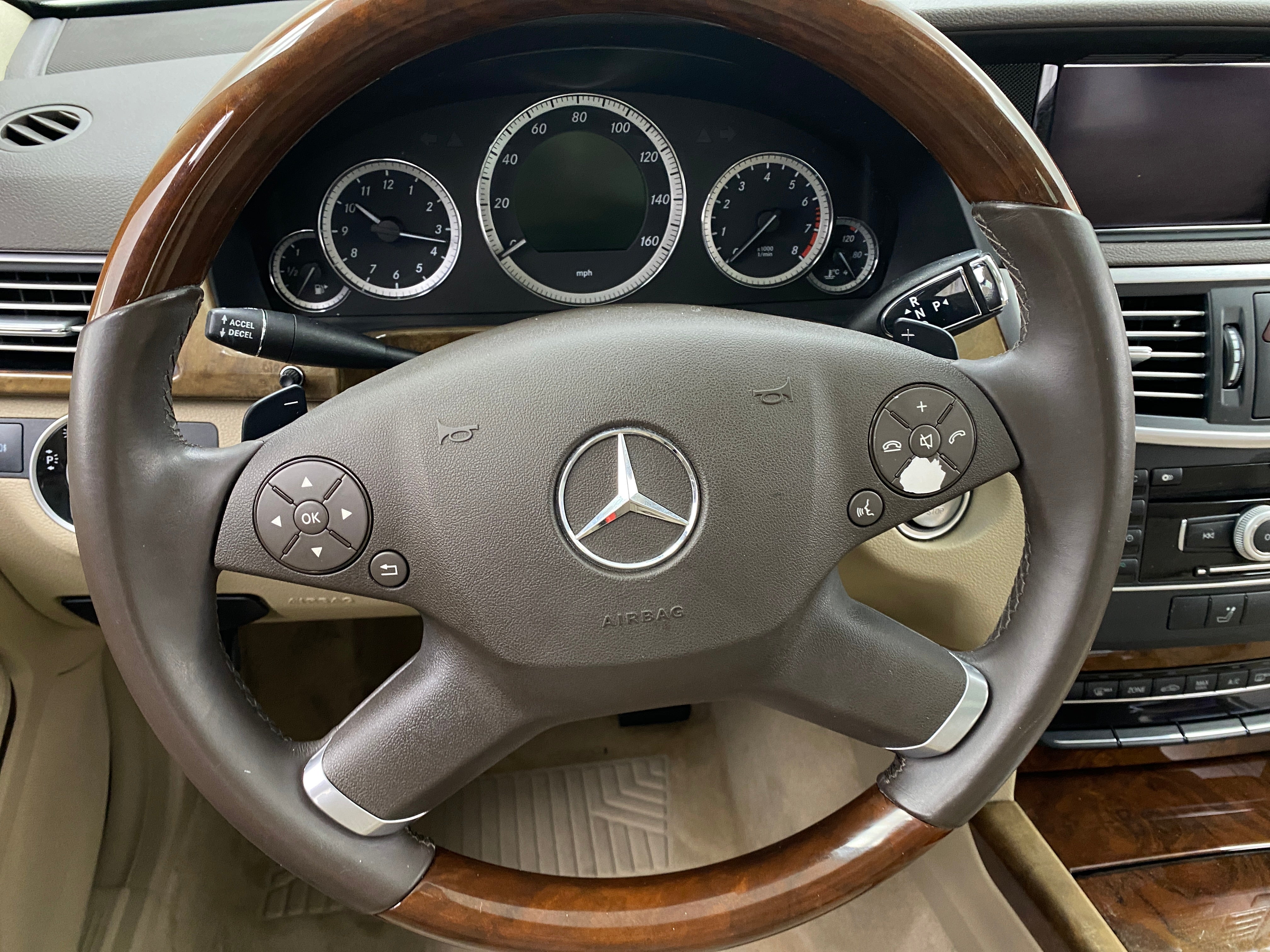 2011 Mercedes-Benz E-Class E 350 4