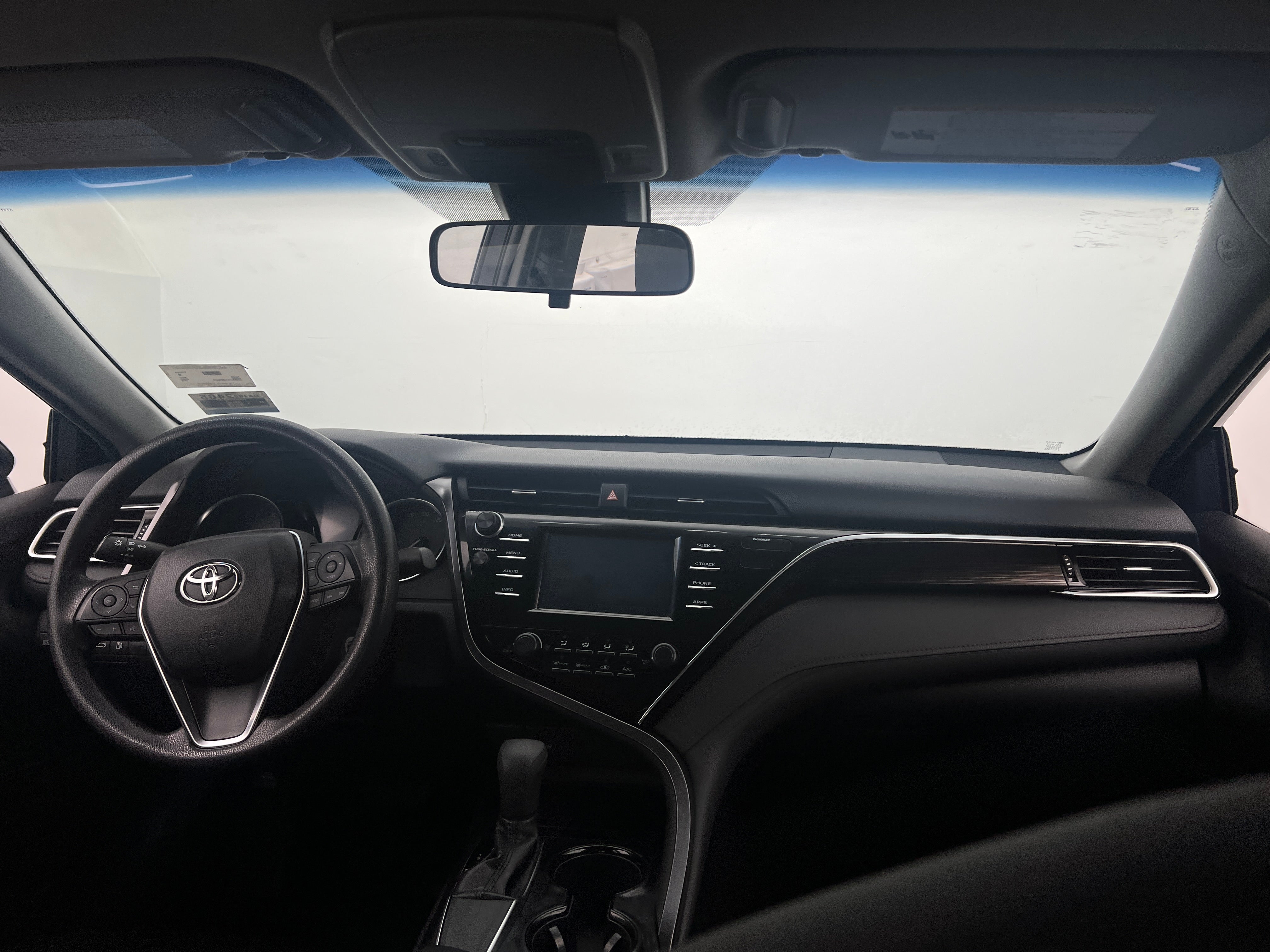2018 Toyota Camry LE 3