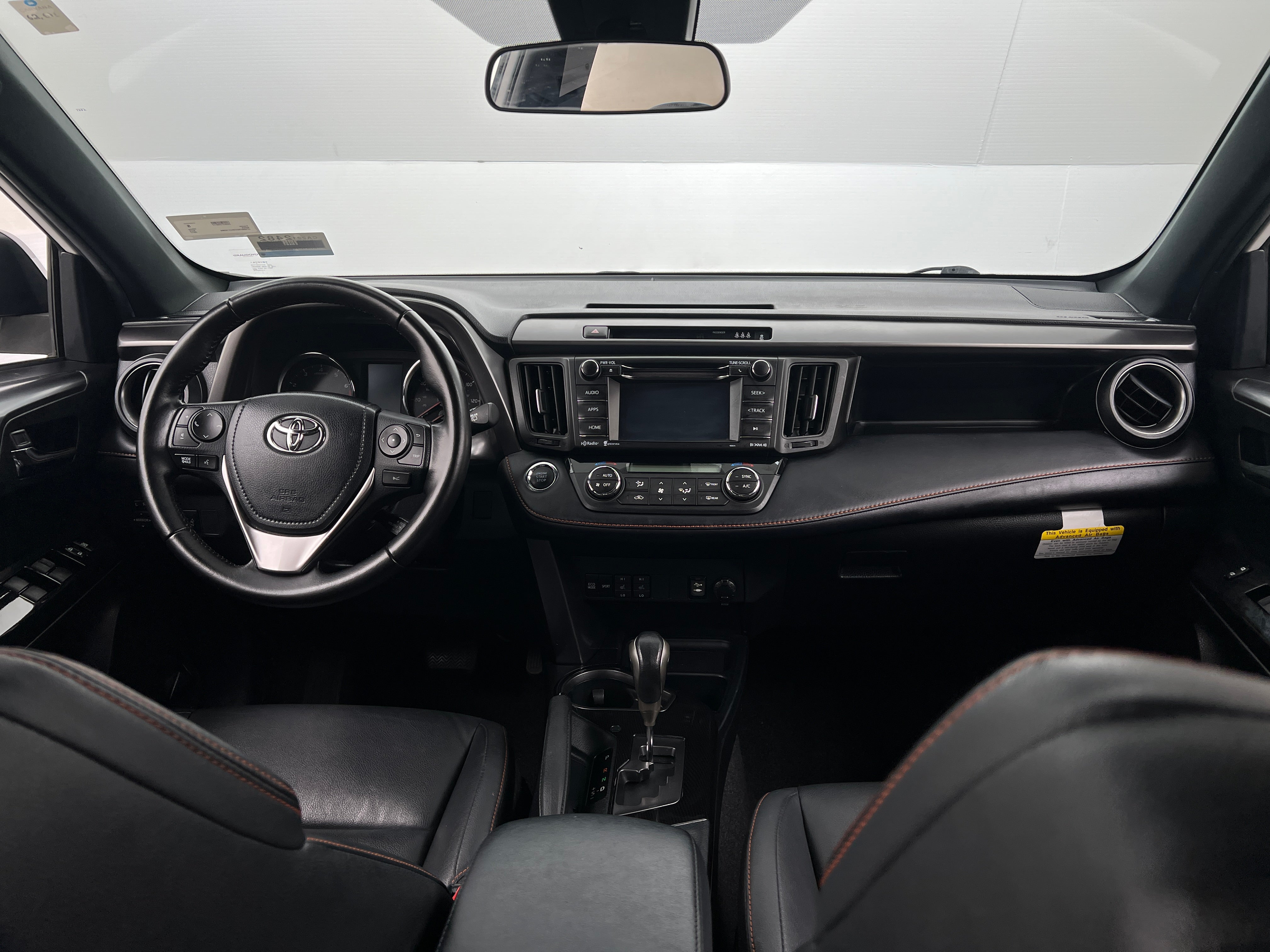 2017 Toyota RAV4 SE 2