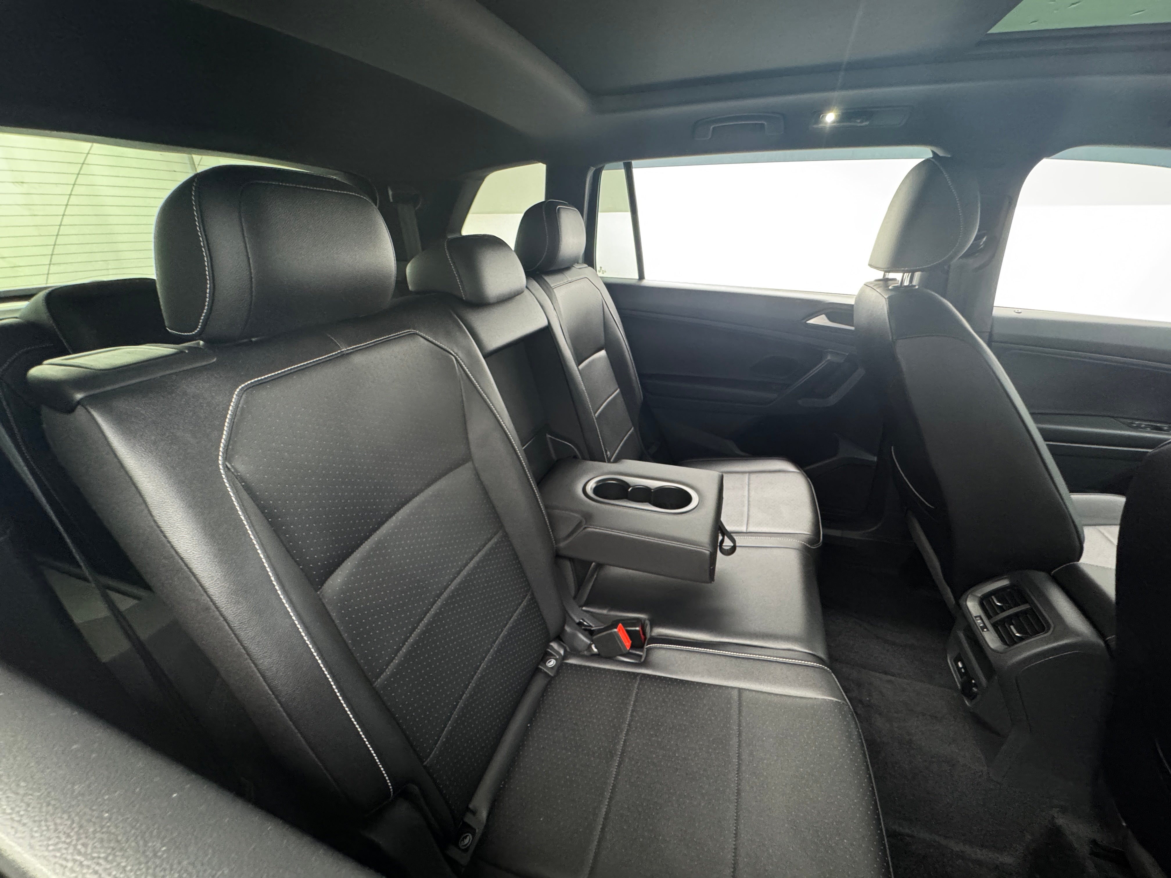 2021 Volkswagen Tiguan SE R-Line Black 5