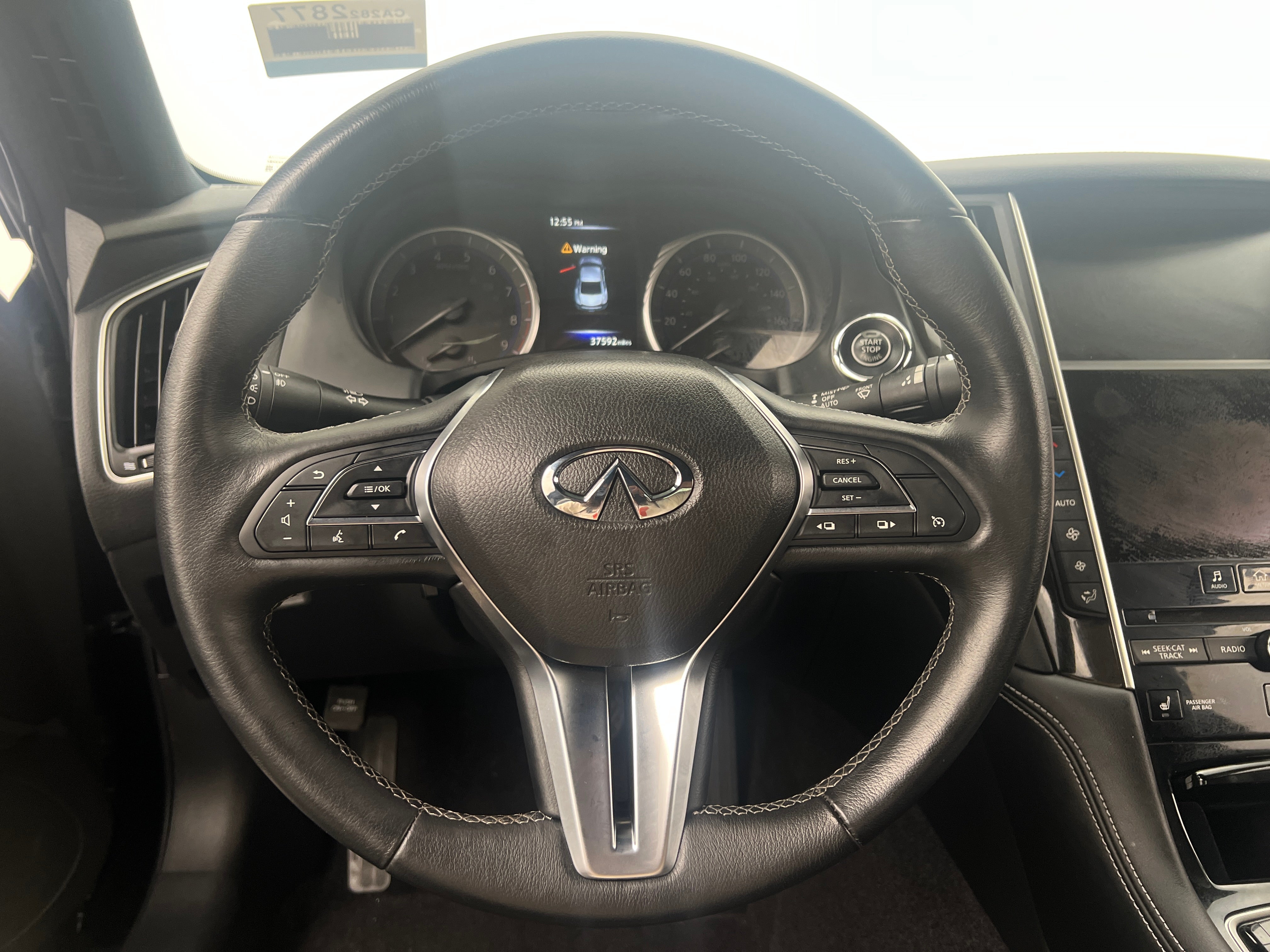 2017 INFINITI Q60 Premium 3