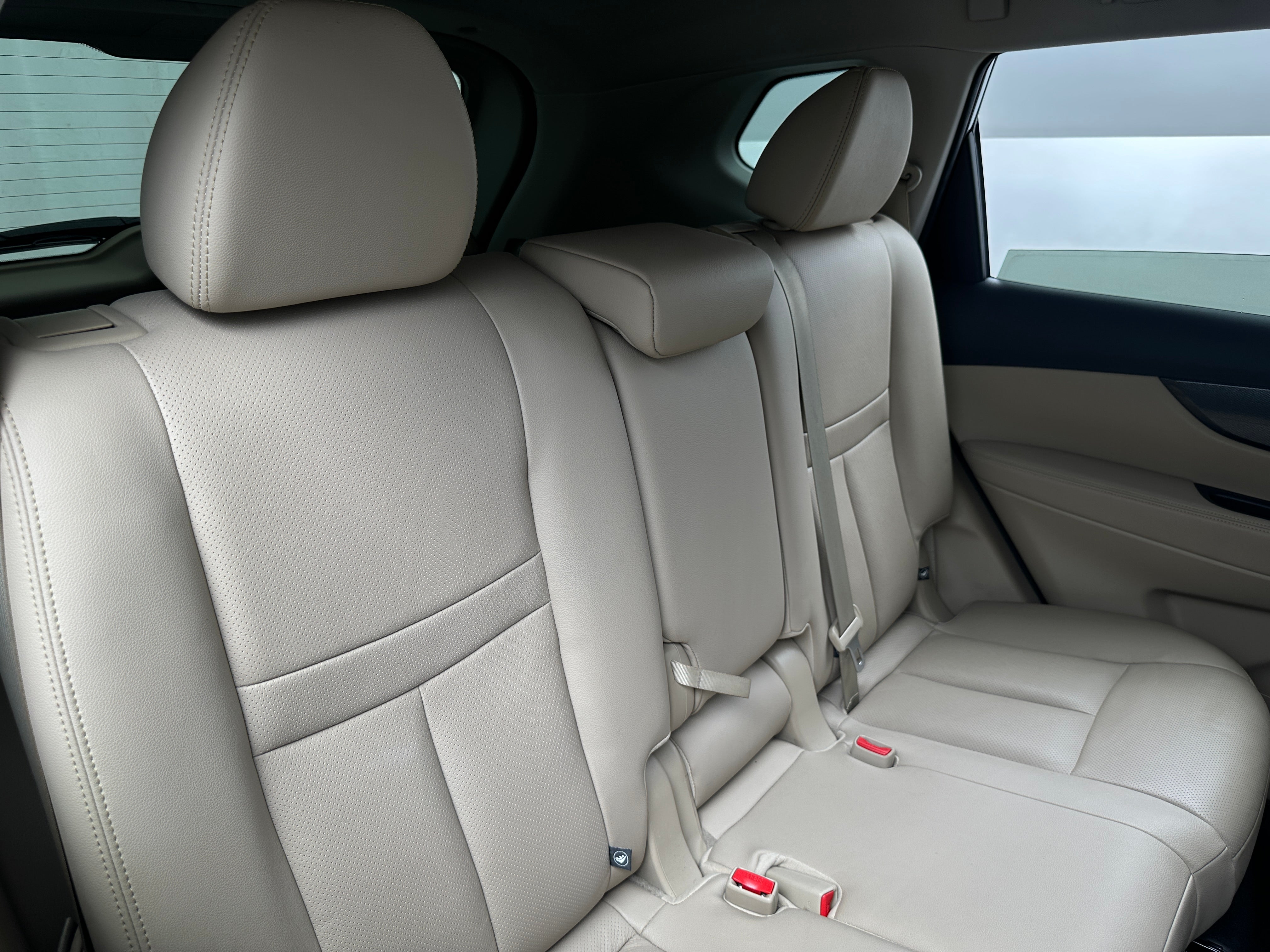 2016 Nissan Rogue SL 5