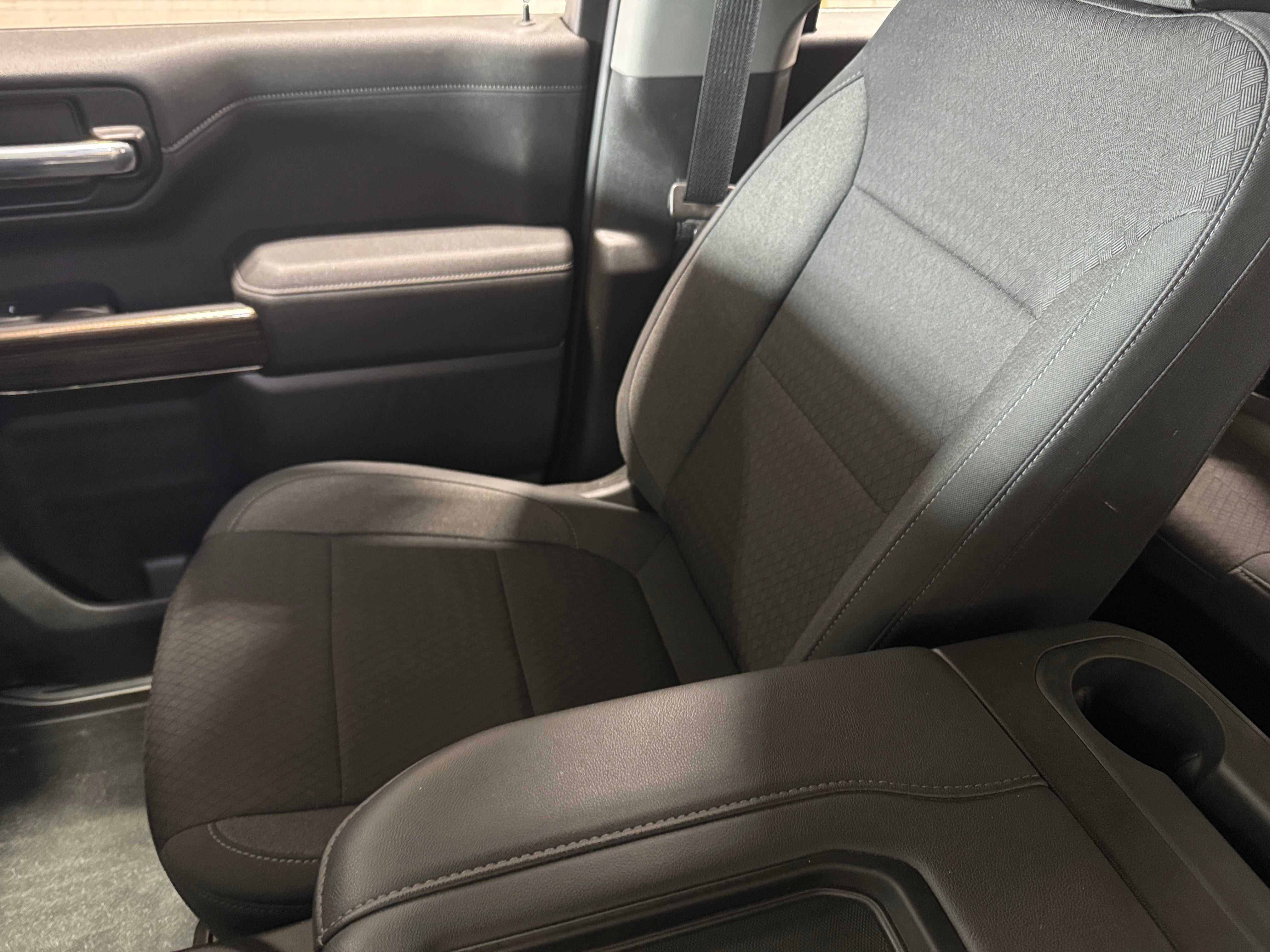 2021 Chevrolet Silverado 1500  2