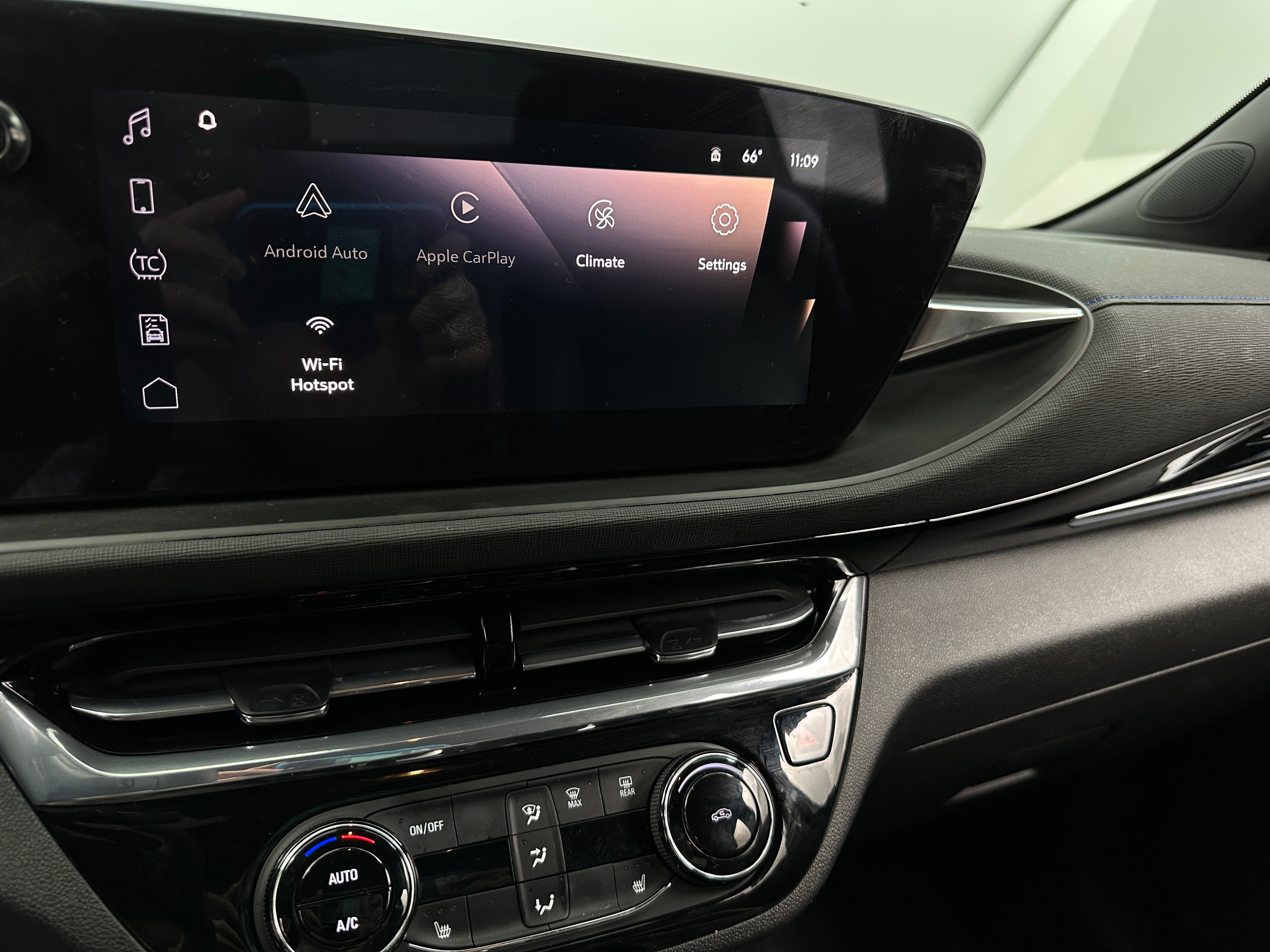 2024 Buick Envista Sport Touring 4