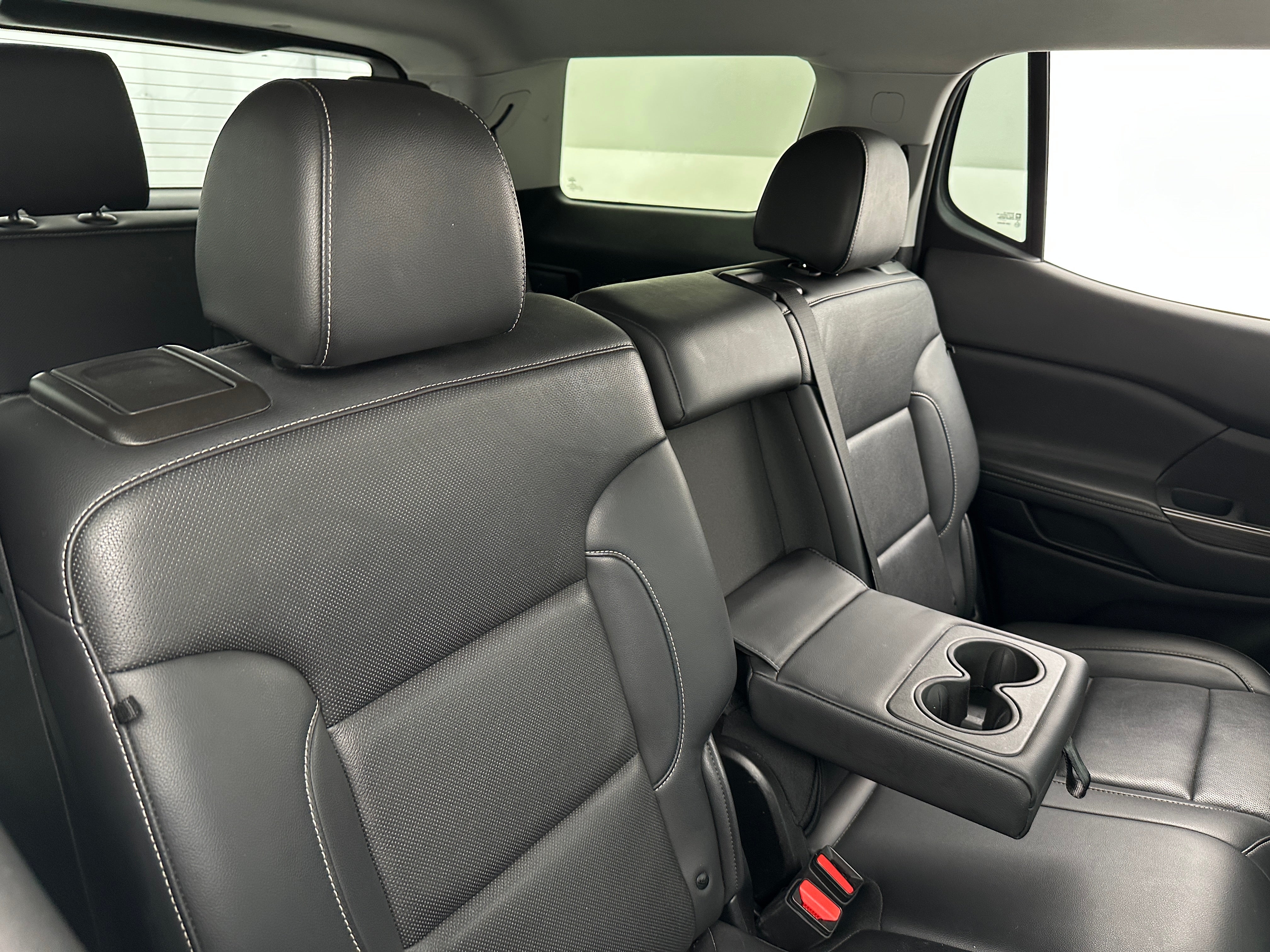 2023 GMC Acadia SLT 5