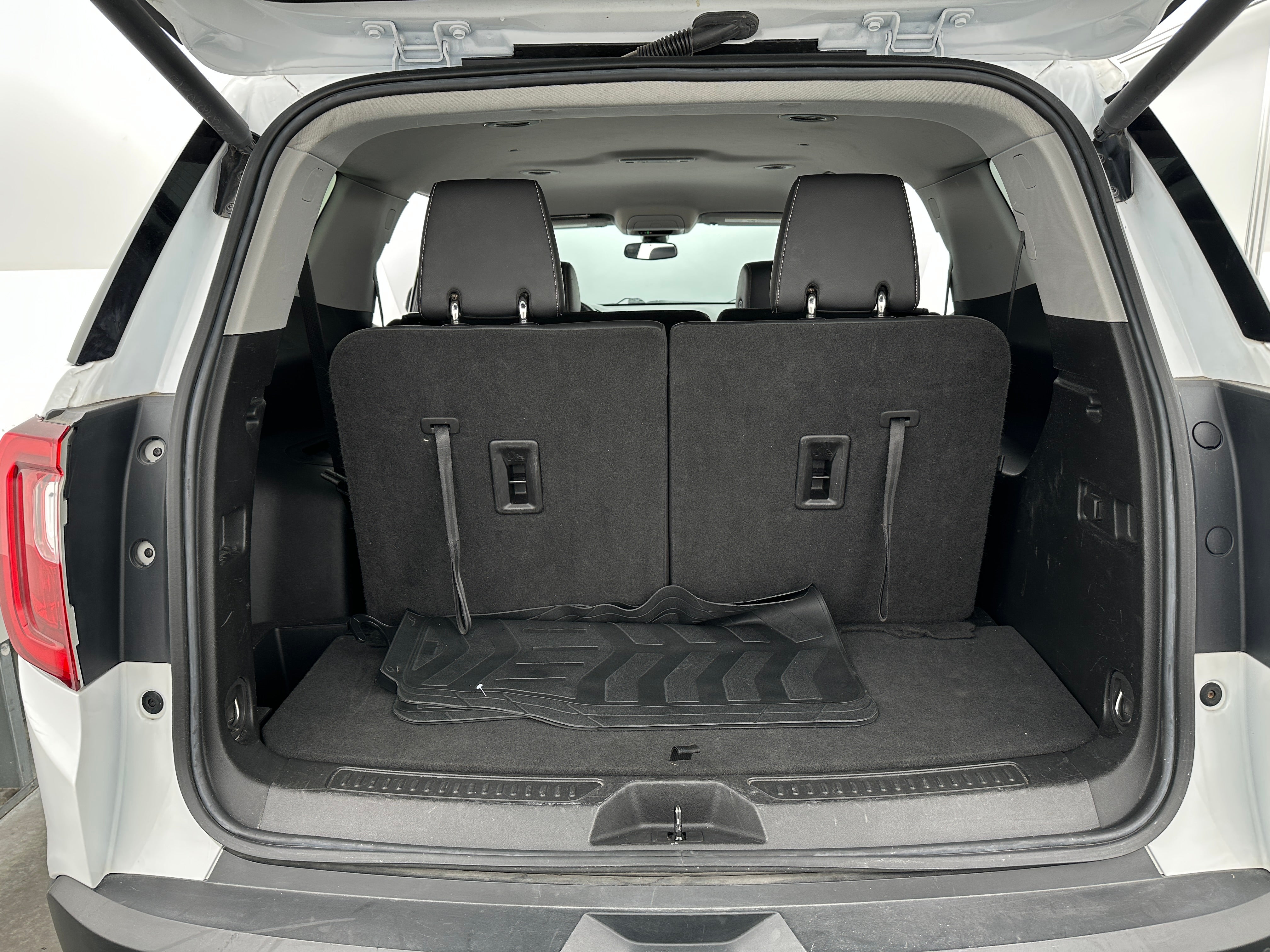 2023 GMC Acadia SLT 6