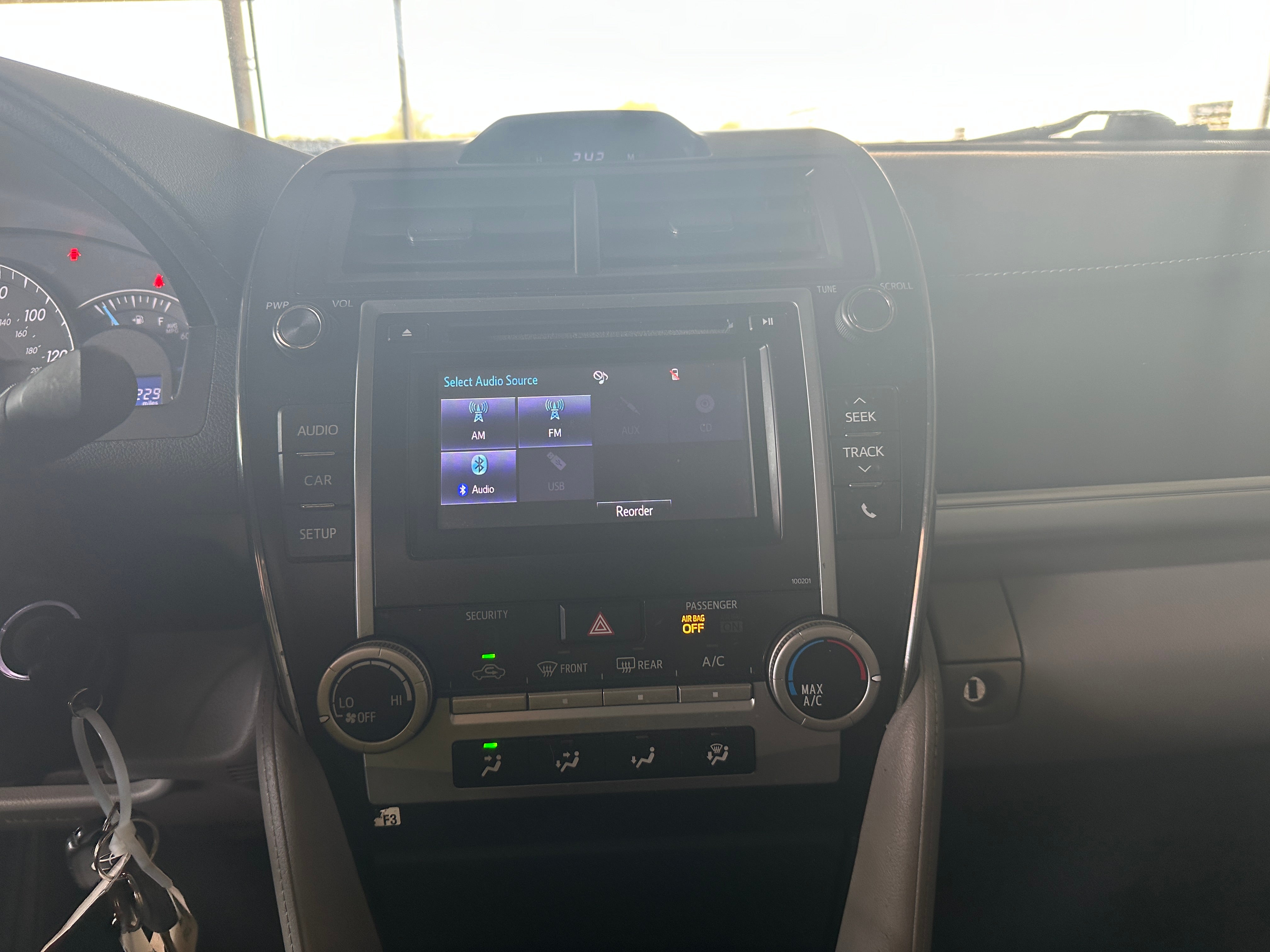 2014 Toyota Camry LE 4
